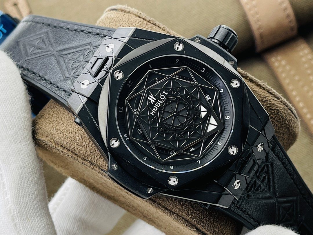 刺青hublot宇舶恒宝bigbang大爆炸系列415cx1114vrmxm17腕表