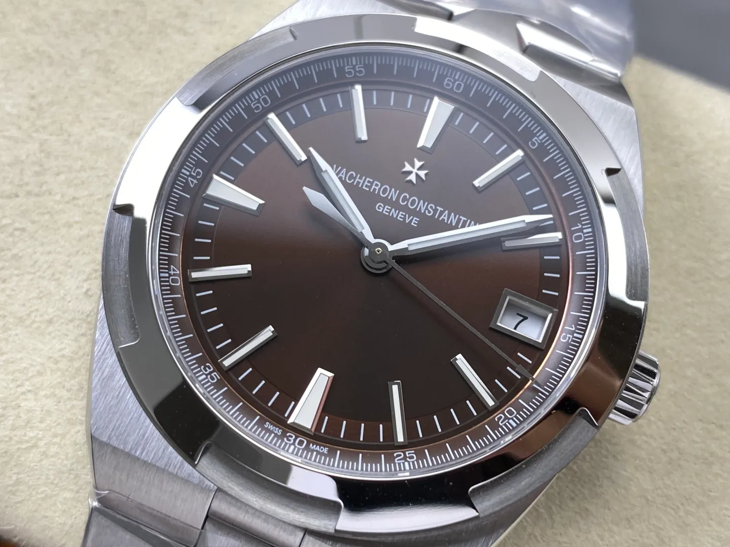 Vacheron Constantin Overseas 4500V/110A-B146 SS PPF 1:1 Best Edition Brown Dial on SS Bracelet A5100 26 096bb7669b0bd63 AMO Watch