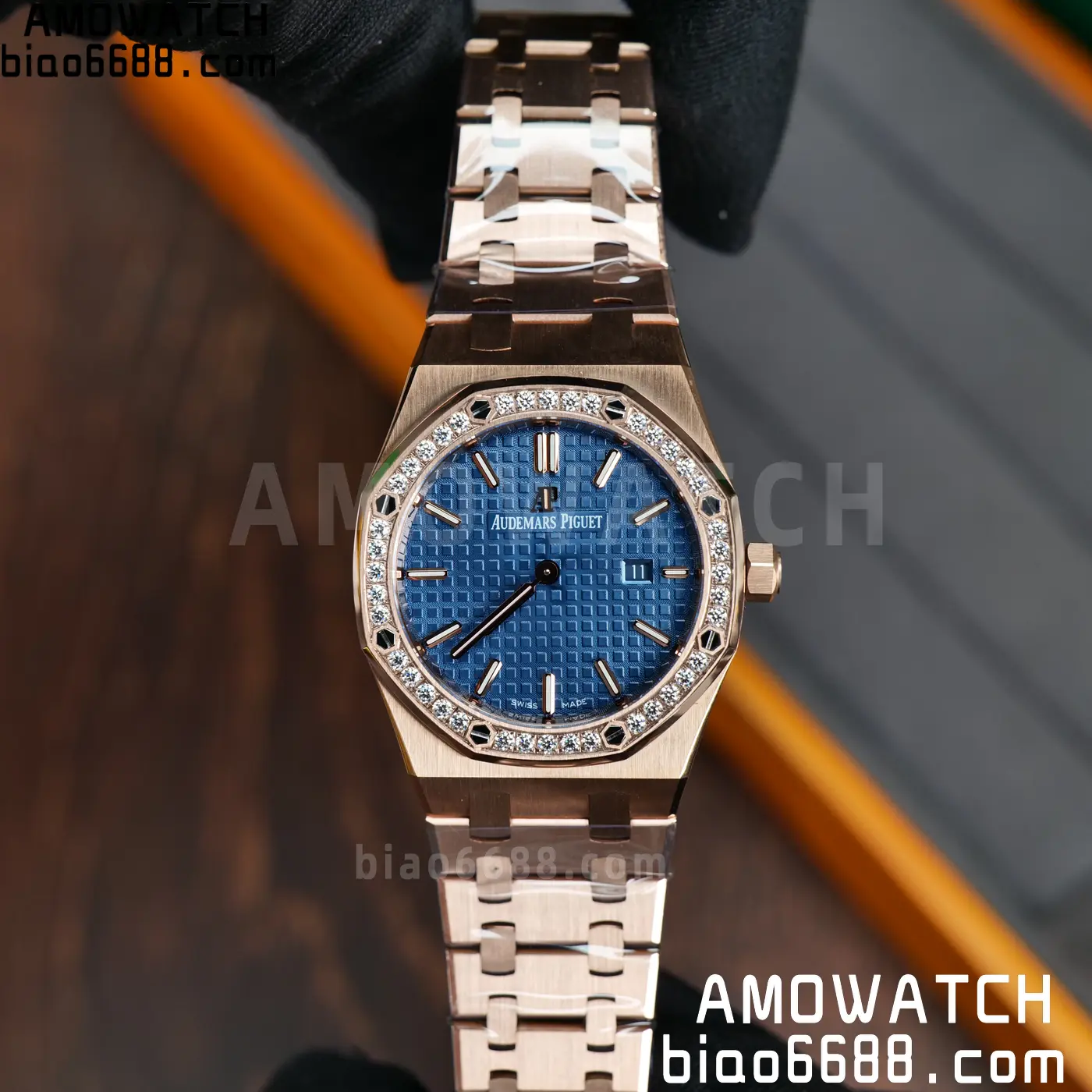 AUDEMARS PIGUET Lady Royal Oak 67651 33mm RG ZF 1:1 Best Edition Blue Dial Diamonds Bezel on RG Bracelet Swiss Quartz 55 0663b5a3096e11c AMO Watch