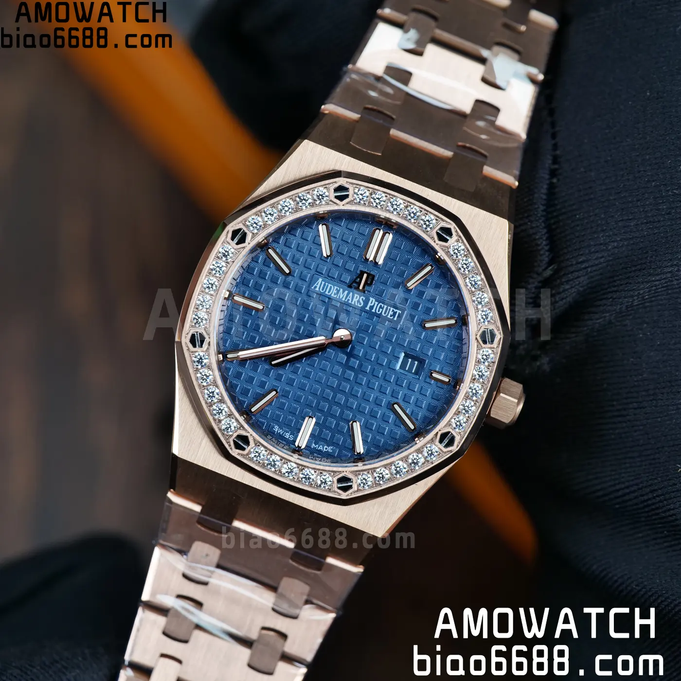 AUDEMARS PIGUET Lady Royal Oak 67651 33mm RG ZF 1:1 Best Edition Blue Dial Diamonds Bezel on RG Bracelet Swiss Quartz 66 46d4daa6d4a5665 AMO Watch