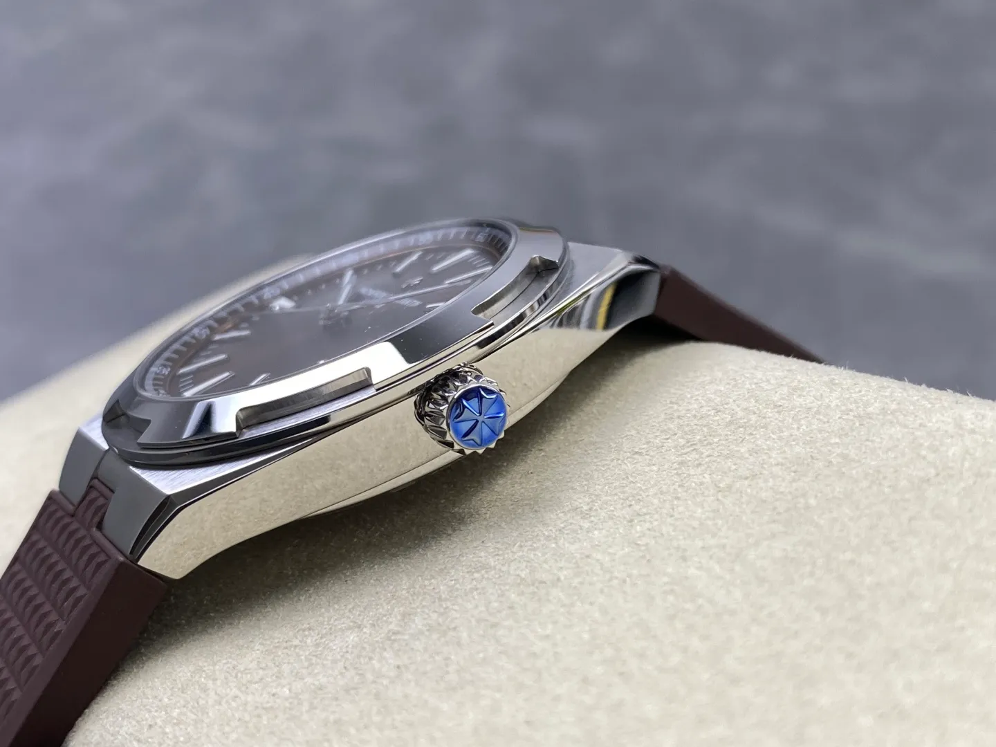 VC Overseas 4500V SS PPF1:1 Best Edition Brown Dial on Brown Rubber Strap A5100 35 0c9a77fc8e4fc0f AMO Watch