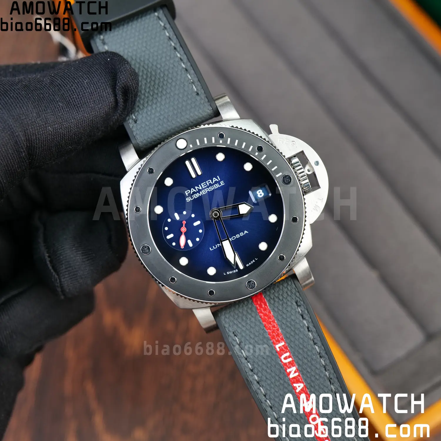 Panerai PAM1565 Submersible Luna Rossa 42mm VSF 1:1 Best Edition P900 82 9011abf12284f3d AMO Watch