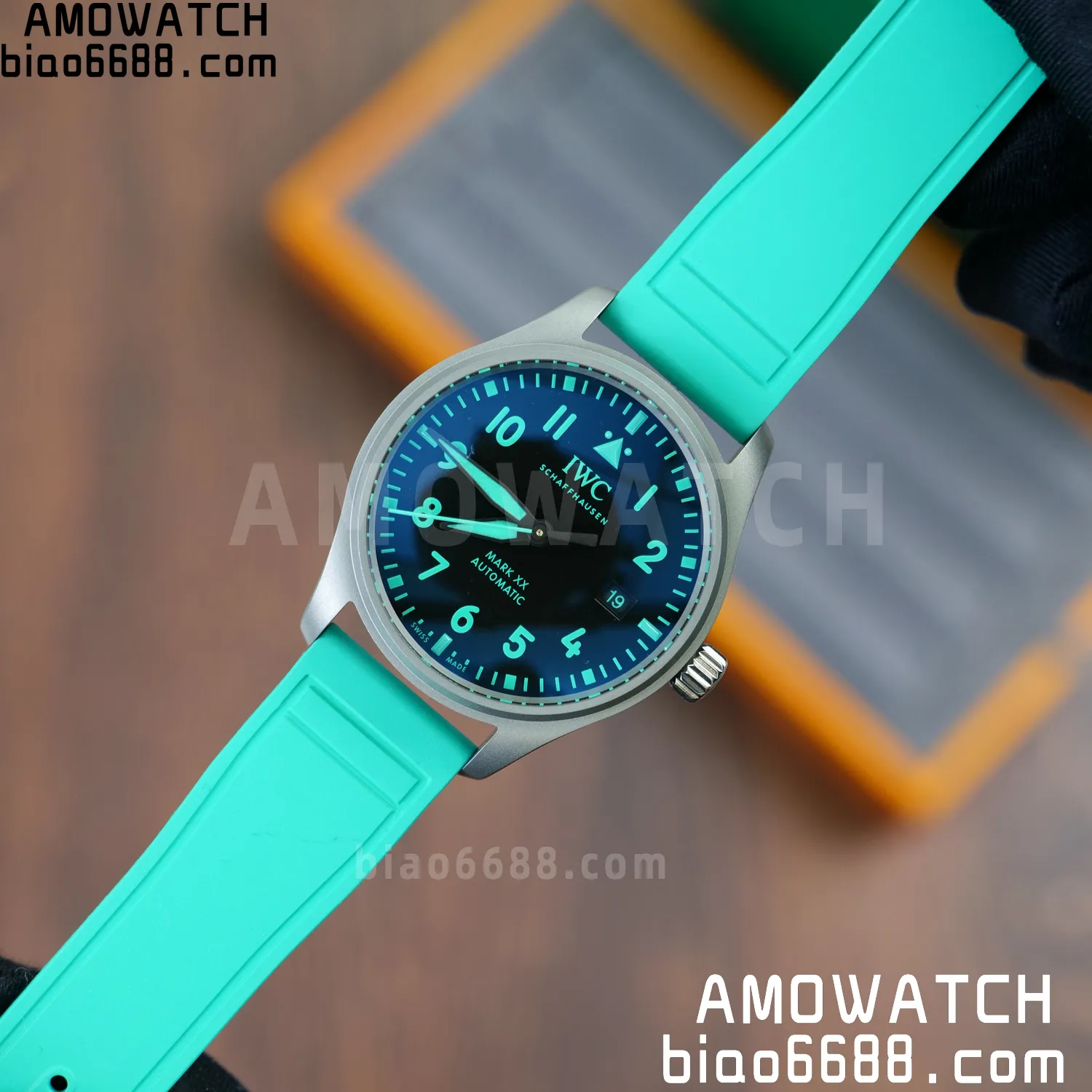 Pilot Mark XX Mercedes-AMG PETRONAS F1 40mm TI/LE Black Dial M+F MY9015 60 55236e30df15561 AMO Watch