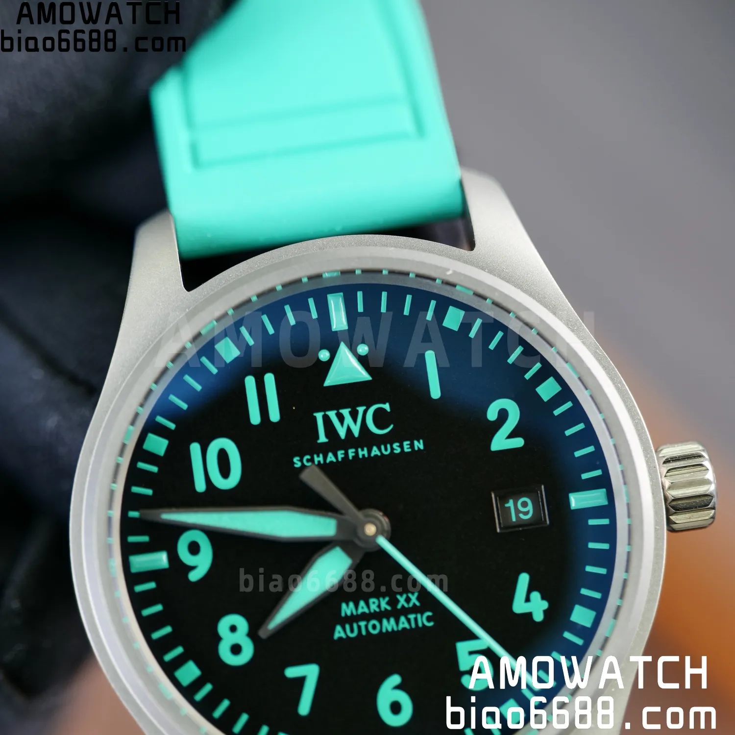 Pilot Mark XX Mercedes-AMG PETRONAS F1 40mm TI/LE Black Dial M+F MY9015 75 64cd611e63eef8e AMO Watch