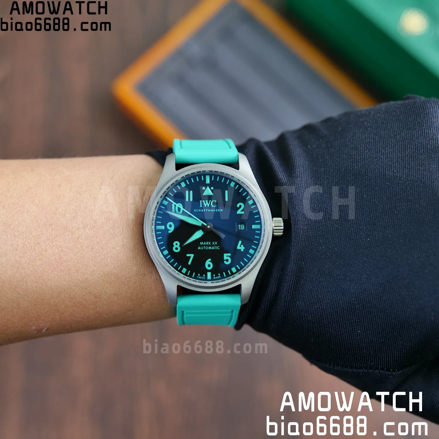 Pilot Mark XX Mercedes-AMG PETRONAS F1 40mm TI/LE Black Dial M+F MY9015 83 a5942db406d1e80 AMO Watch