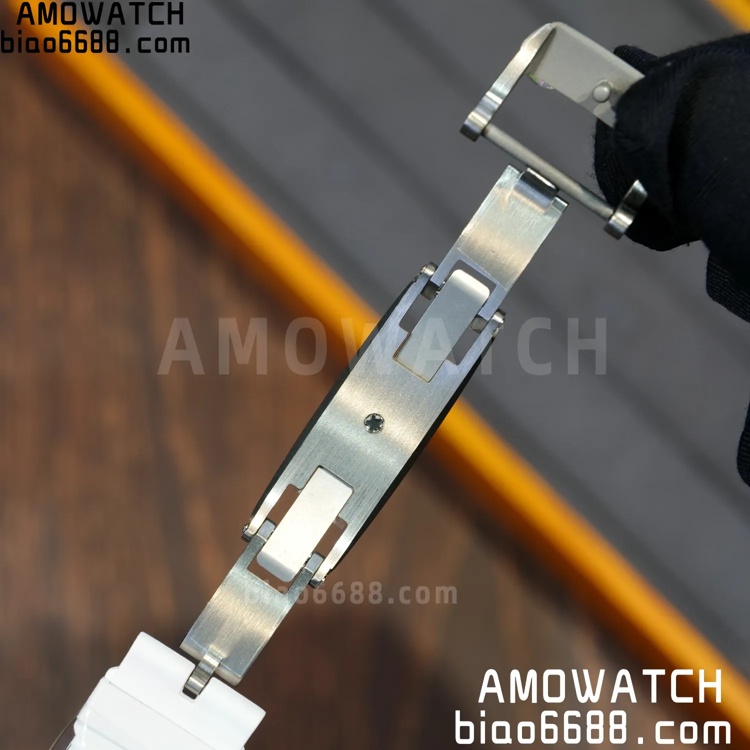 Richard Mille RM055 NTPT APSF 1:1 Best Edition Shark fin strap RMUL2 Super Clone 95 d7cc32339a80236 AMO Watch