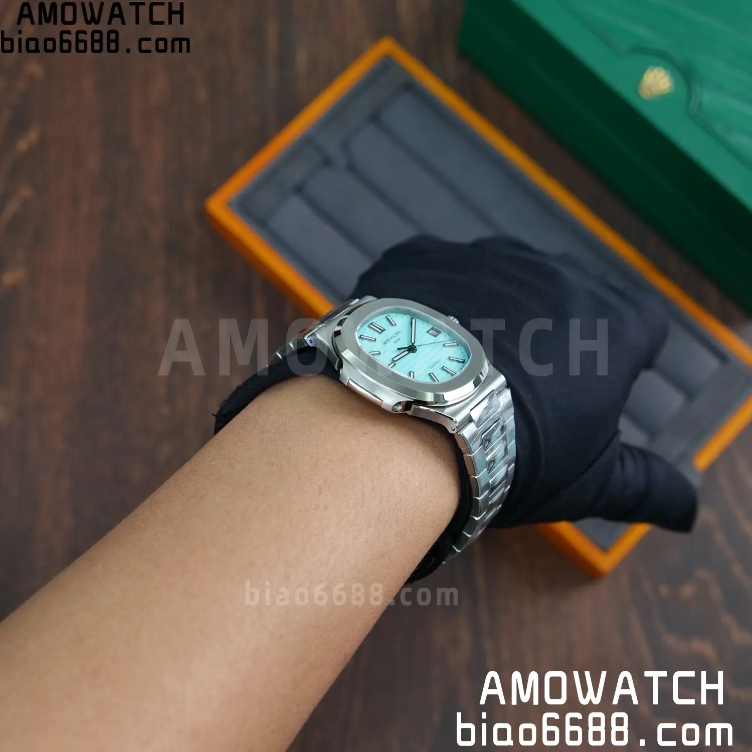 Custom Made PP Nautilus 5711 Tiffany Modified content :SW factory Tiffany Dial 、SW Pointer、DEEP crystal 123 3ecc39a3c34f048 阿默表行AmoWatch