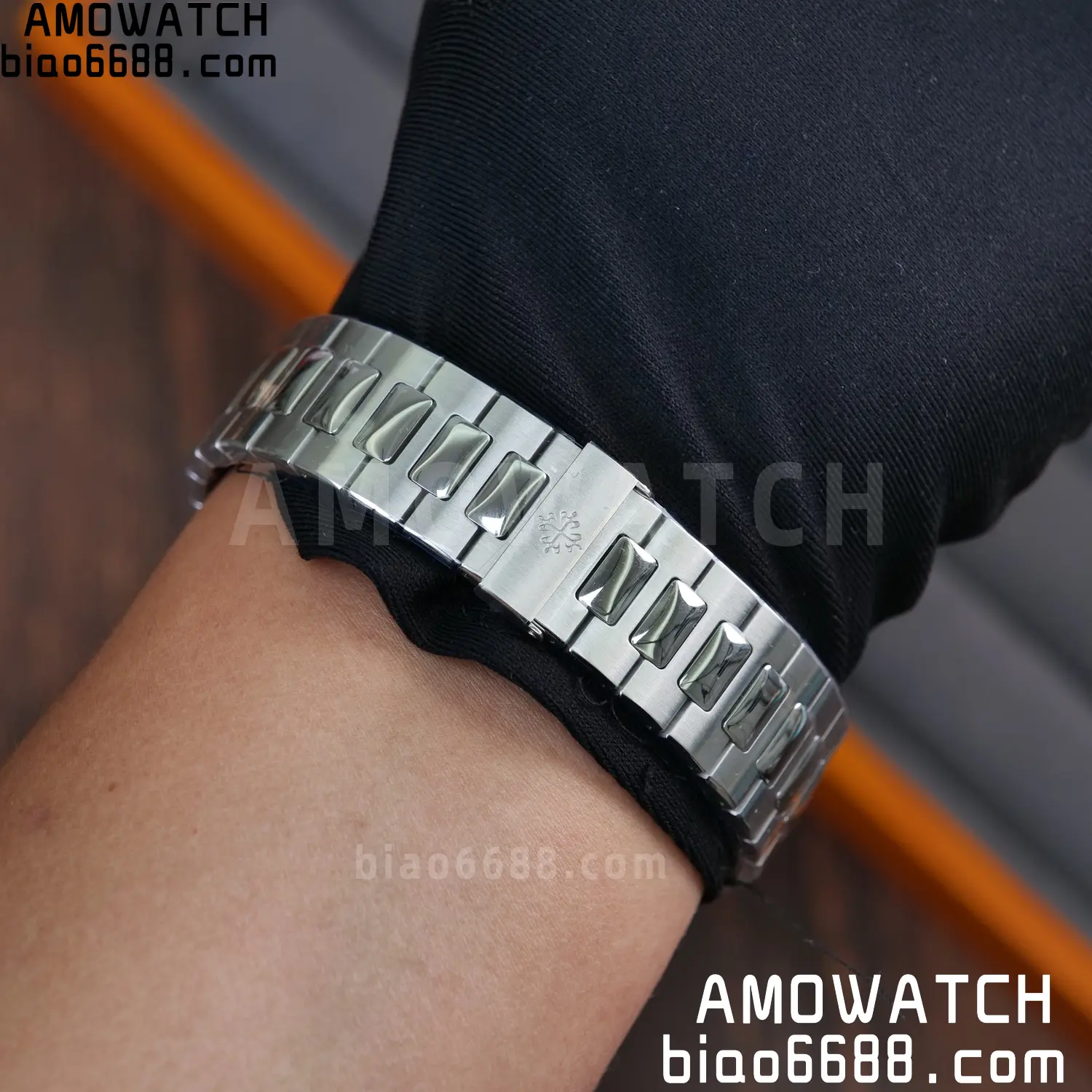 Custom Made PP Nautilus 5711 Tiffany Modified content :SW factory Tiffany Dial 、SW Pointer、DEEP crystal 113 744fa7da6fccdc6 阿默表行AmoWatch