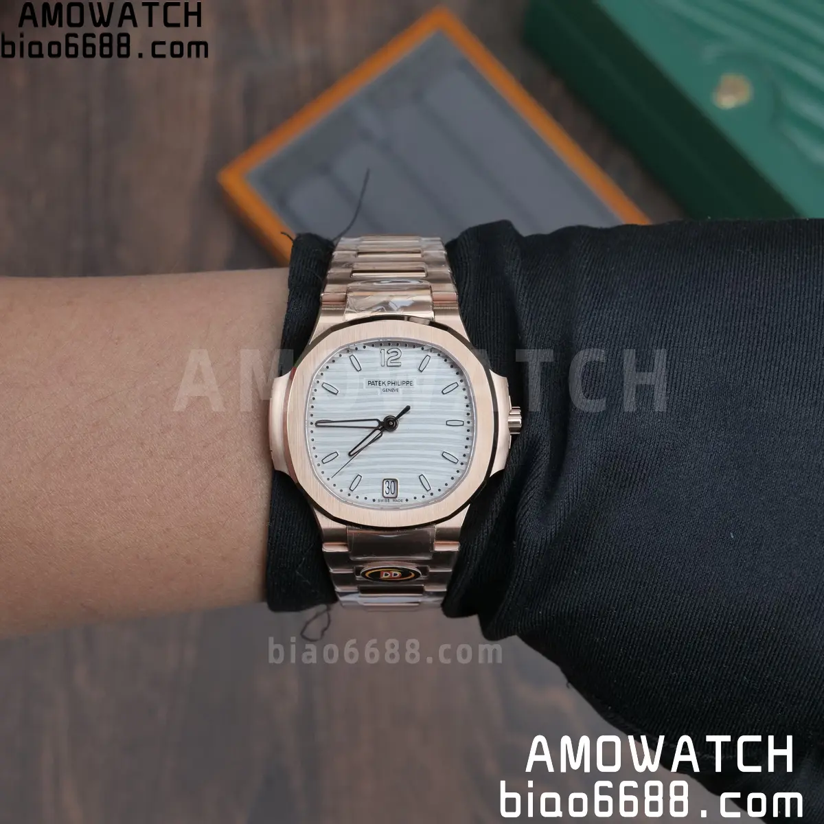 PP Nautilus 7118 RG Ladies DDF 1:1 Best Edition Silver Dial on RG Bracelet DD324 Super Clone 118 48f027c39ceb530 AMO Watch