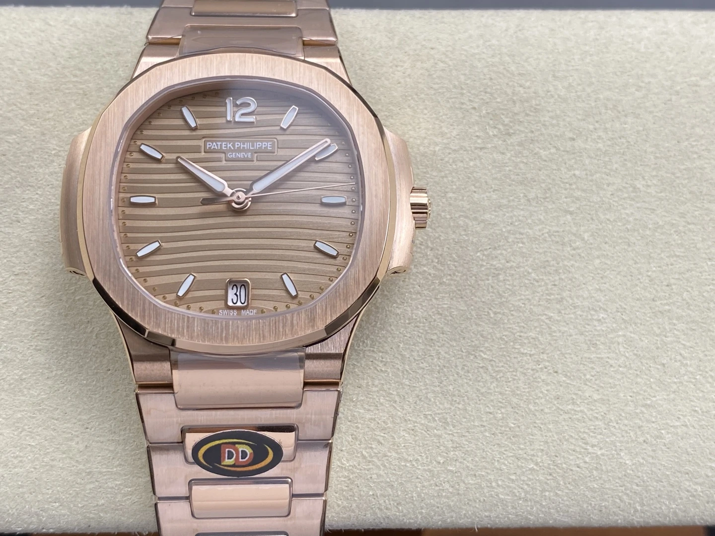 PP Nautilus 7118 RG Ladies DDF 1:1 Best Edition RG Dial on RG Bracelet DD324 Super Clone 19 573334e1c9cfa8e AMO Watch