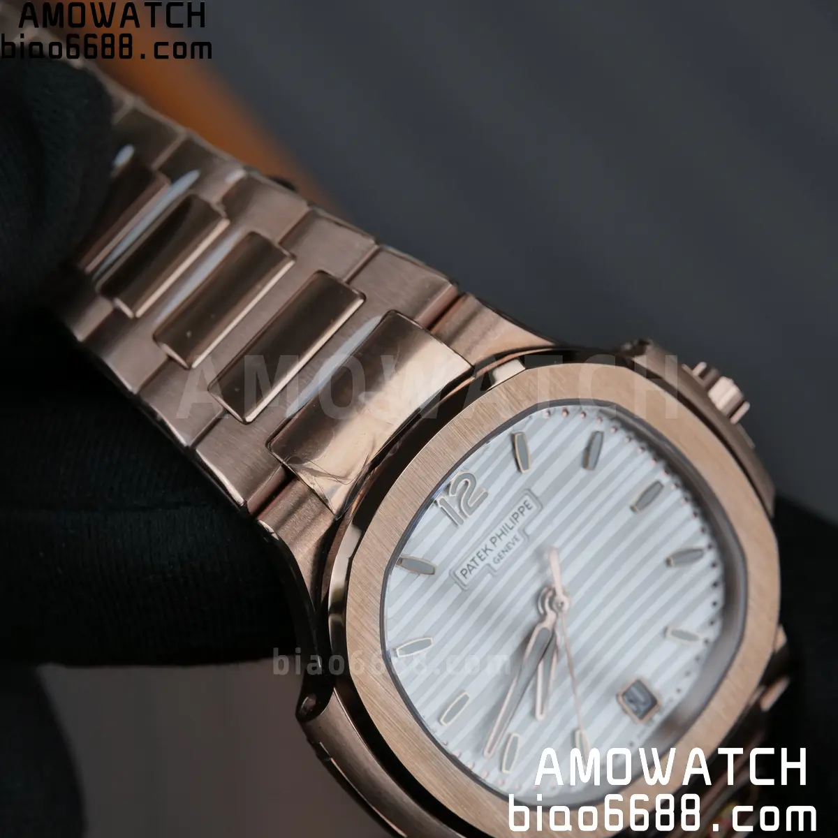 PP Nautilus 7118 RG Ladies DDF 1:1 Best Edition Silver Dial on RG Bracelet DD324 Super Clone 96 6fe7bbfbca7fea8 AMO Watch