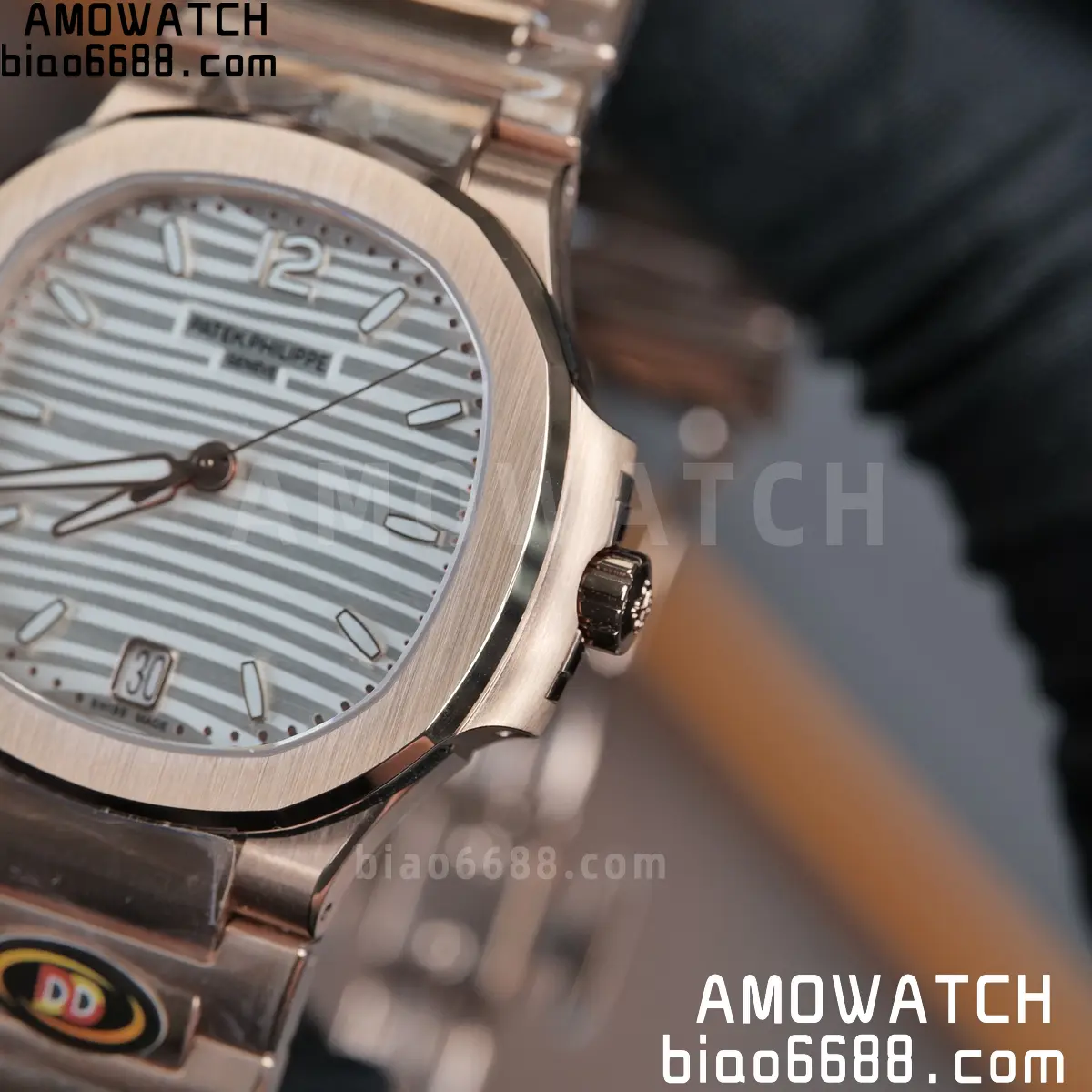 PP Nautilus 7118 RG Ladies DDF 1:1 Best Edition Silver Dial on RG Bracelet DD324 Super Clone 93 e529dd934871e0c AMO Watch