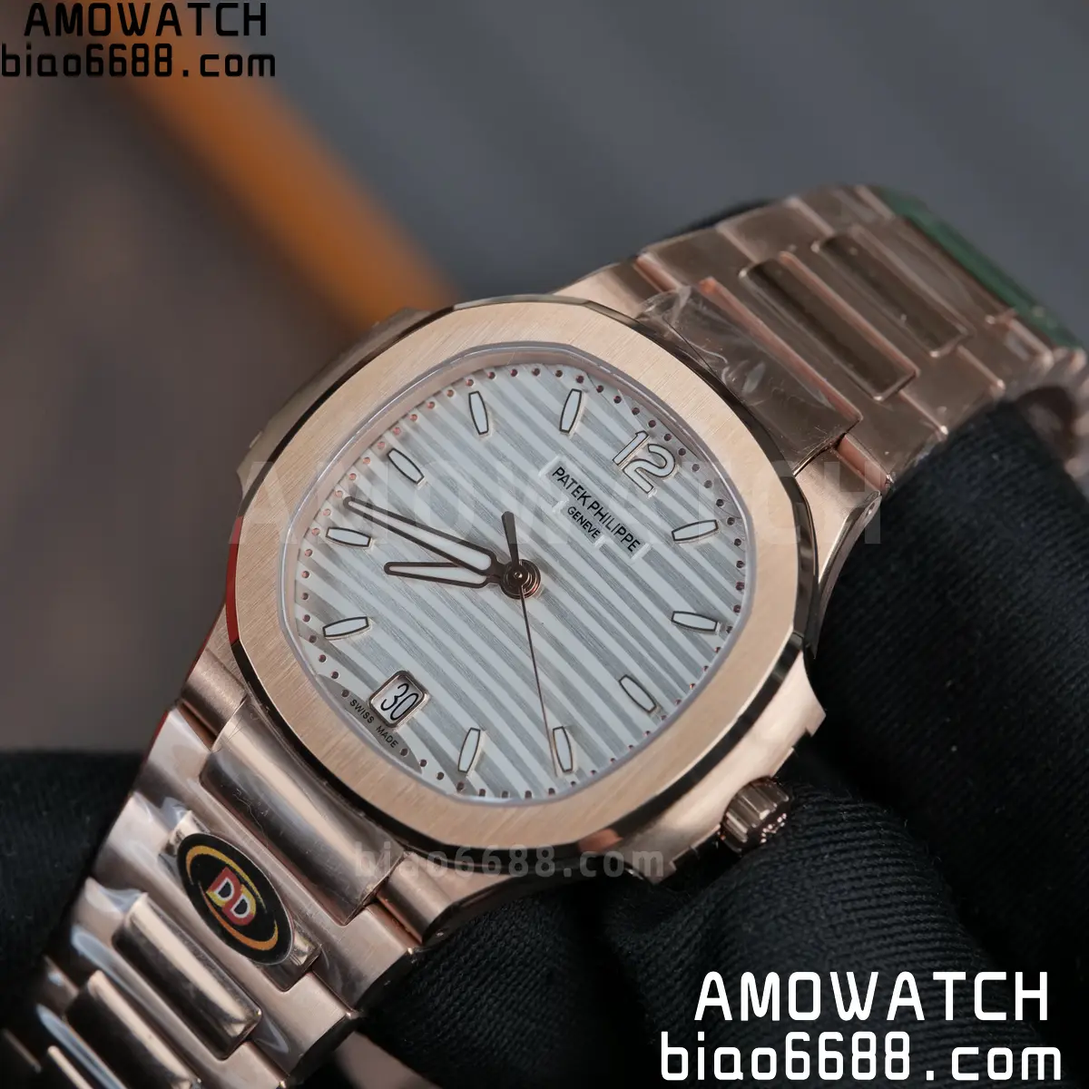 PP Nautilus 7118 RG Ladies DDF 1:1 Best Edition Silver Dial on RG Bracelet DD324 Super Clone 95 f1c5c0fe9abfb3f AMO Watch
