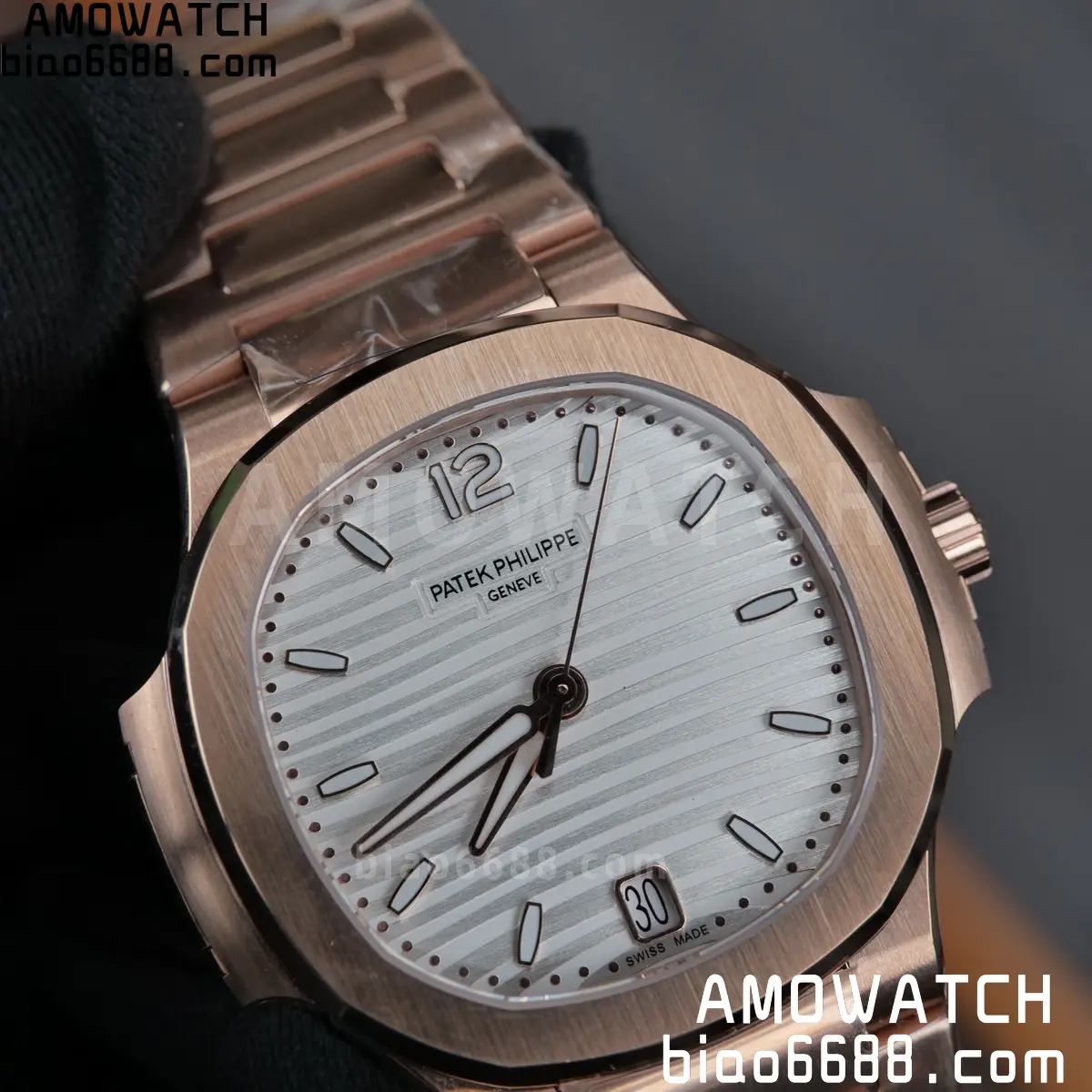 PP Nautilus 7118 RG Ladies DDF 1:1 Best Edition Silver Dial on RG Bracelet DD324 Super Clone 100 f91774da8c6261c AMO Watch