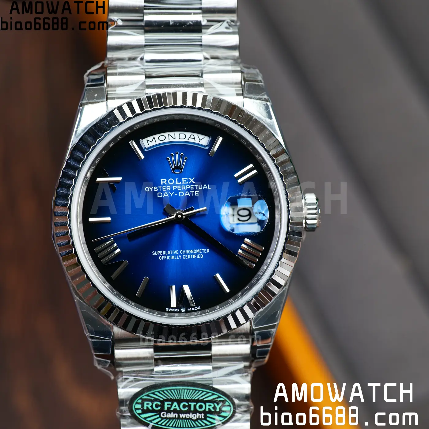 Rolex Day Date 40 SS 228236 RCF 1:1 Best Edition White Gradient Blue Roman Dial on President Bracelet VR3255 (211g) 57 a88d66759b74baf AMO Watch