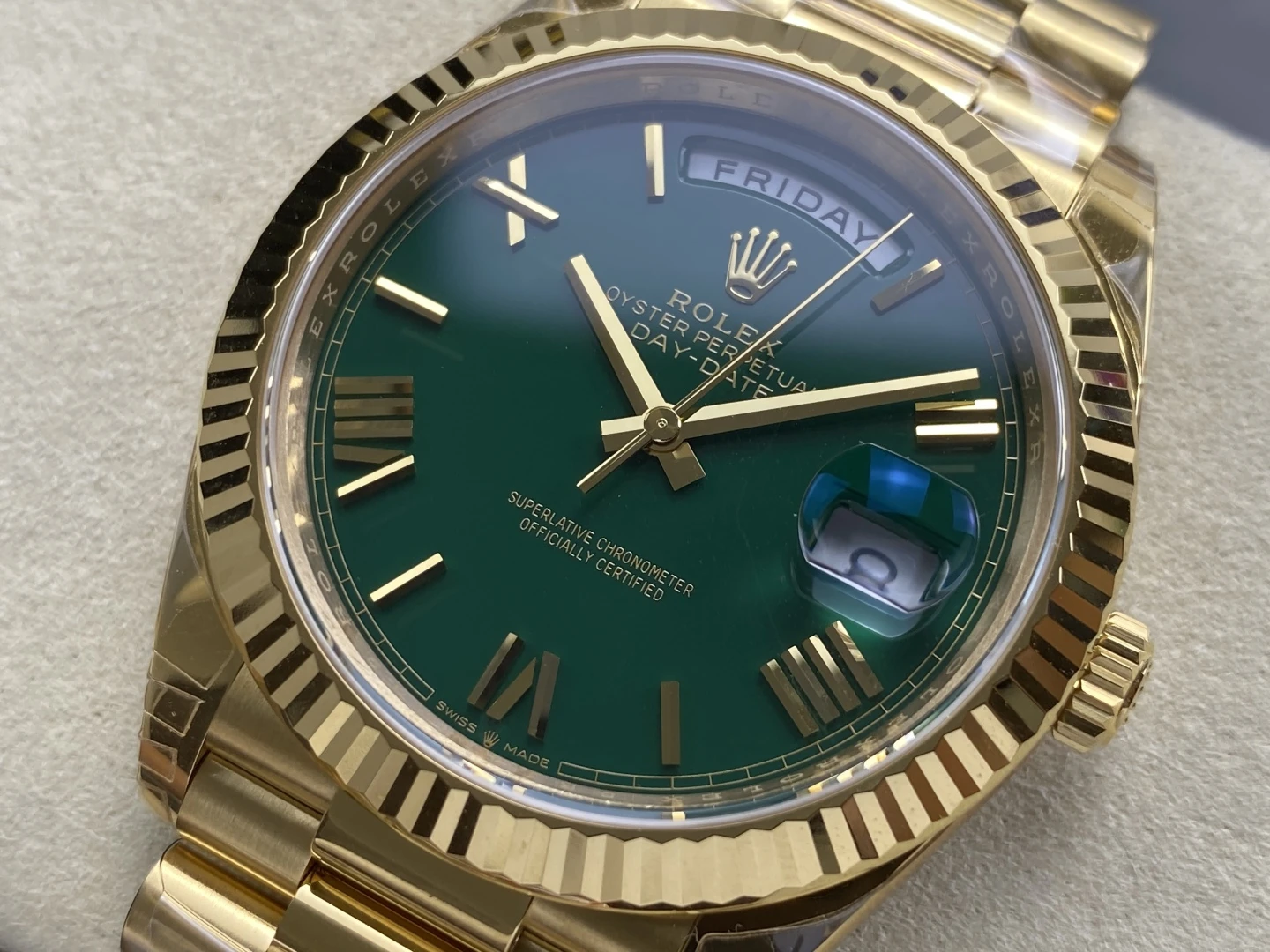 Rolex DayDate 228238 YG 40mm VSF 1:1 Best Edition Green Roman Dial Fluted Bezel 3255 V2 24 0b2844e42632d89 阿默表行AmoWatch
