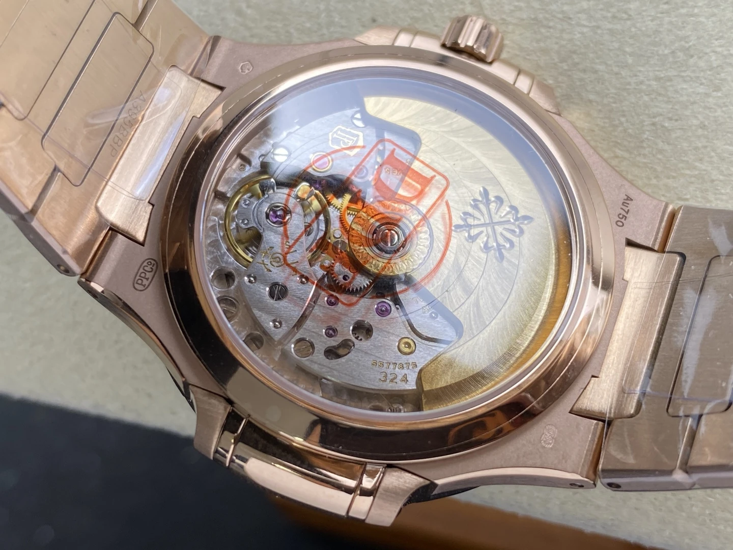 PP Nautilus 7118 RG Ladies DDF 1:1 Best Edition RG Dial Diamonds Bezel on RG Bracelet DD324 Super Clone 31 2bd5a06e13d2ddf AMO Watch