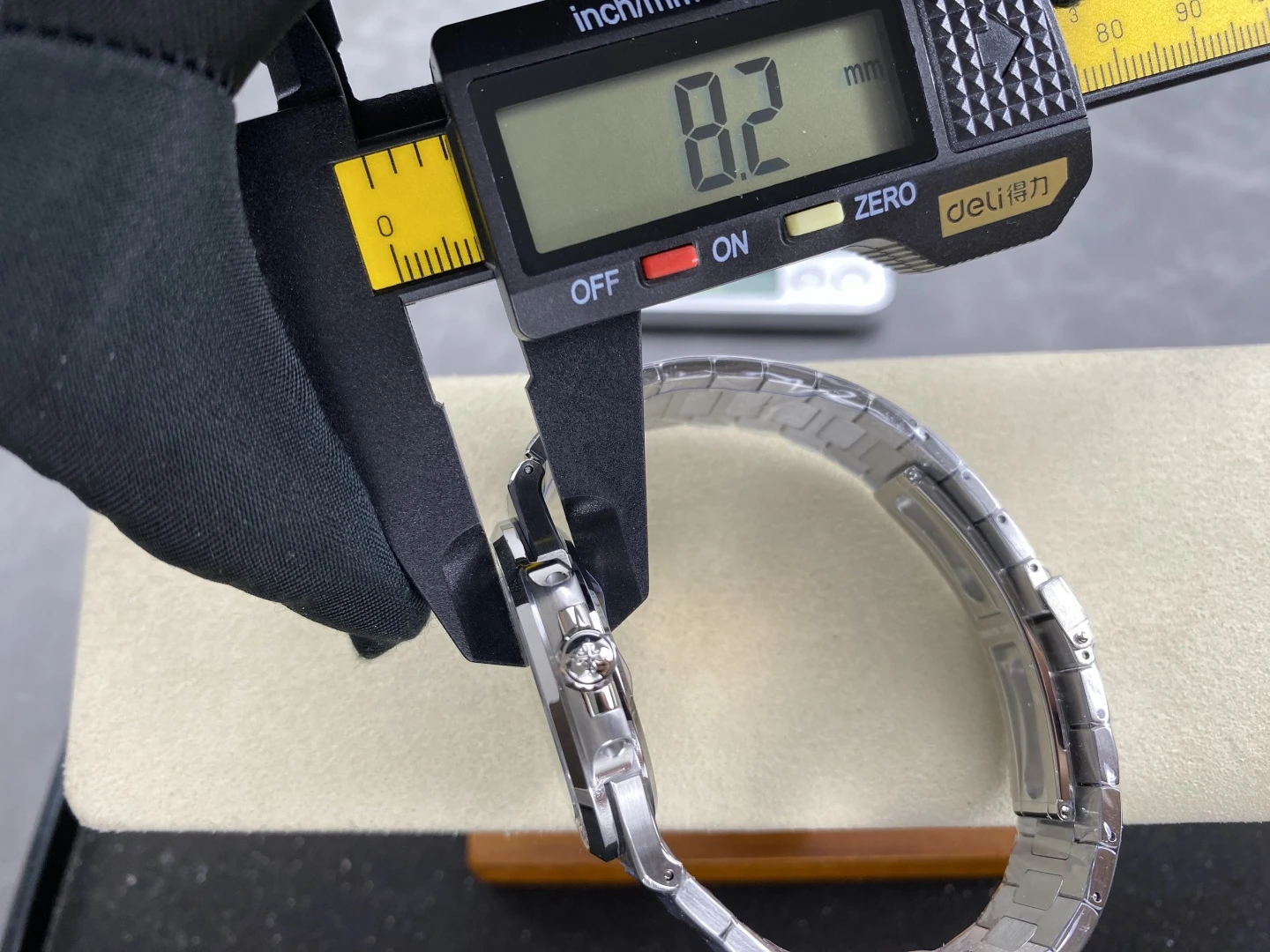 PP Nautilus 5711 DDF 1:1 Best Edition Green Dial on Diamond bezel SS Bracelet DD324 Super Clone 39 3874e14b375d21e AMO Watch