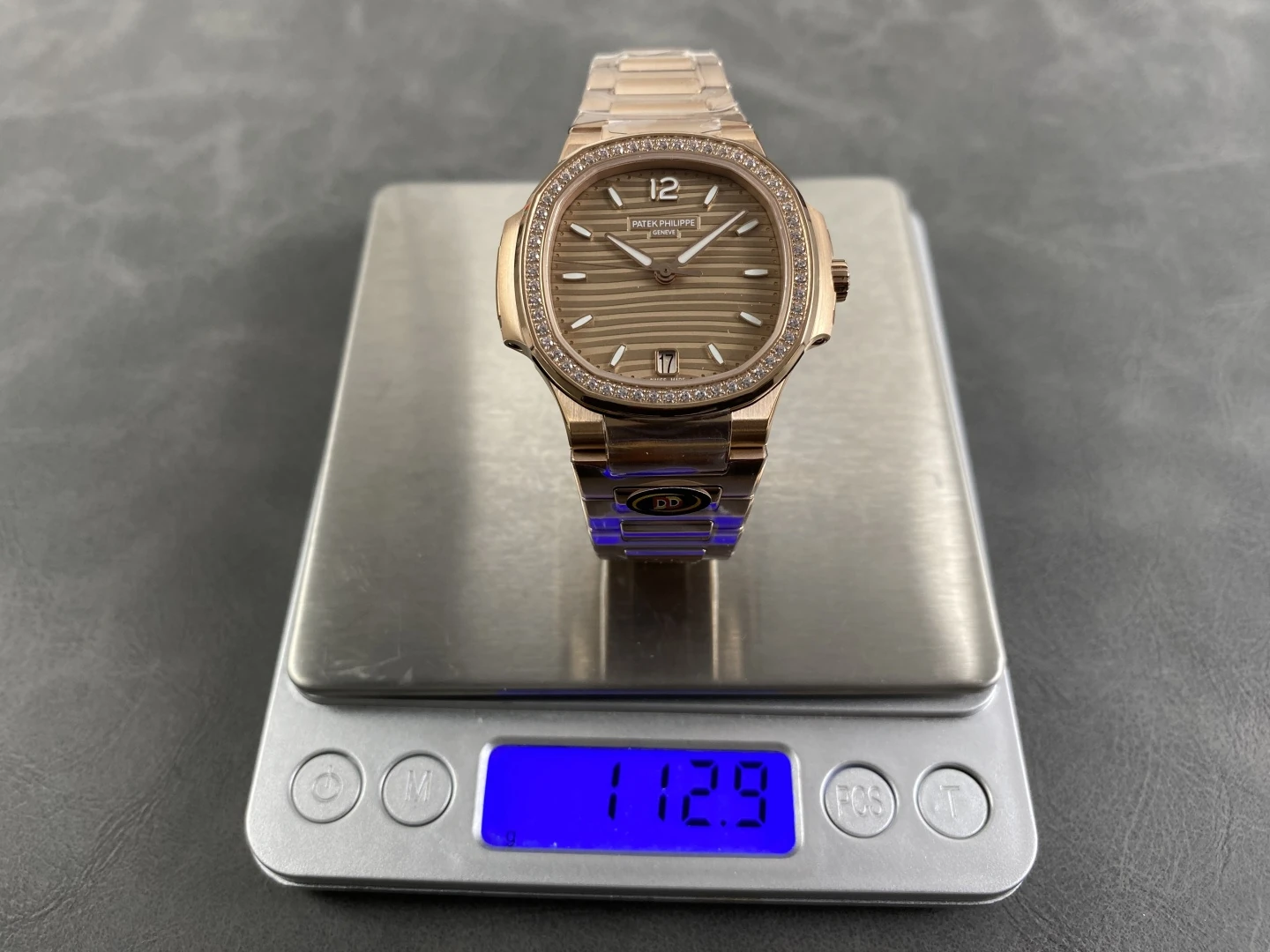 PP Nautilus 7118 RG Ladies DDF 1:1 Best Edition RG Dial Diamonds Bezel on RG Bracelet DD324 Super Clone 23 3b586d2a40e9a99 AMO Watch