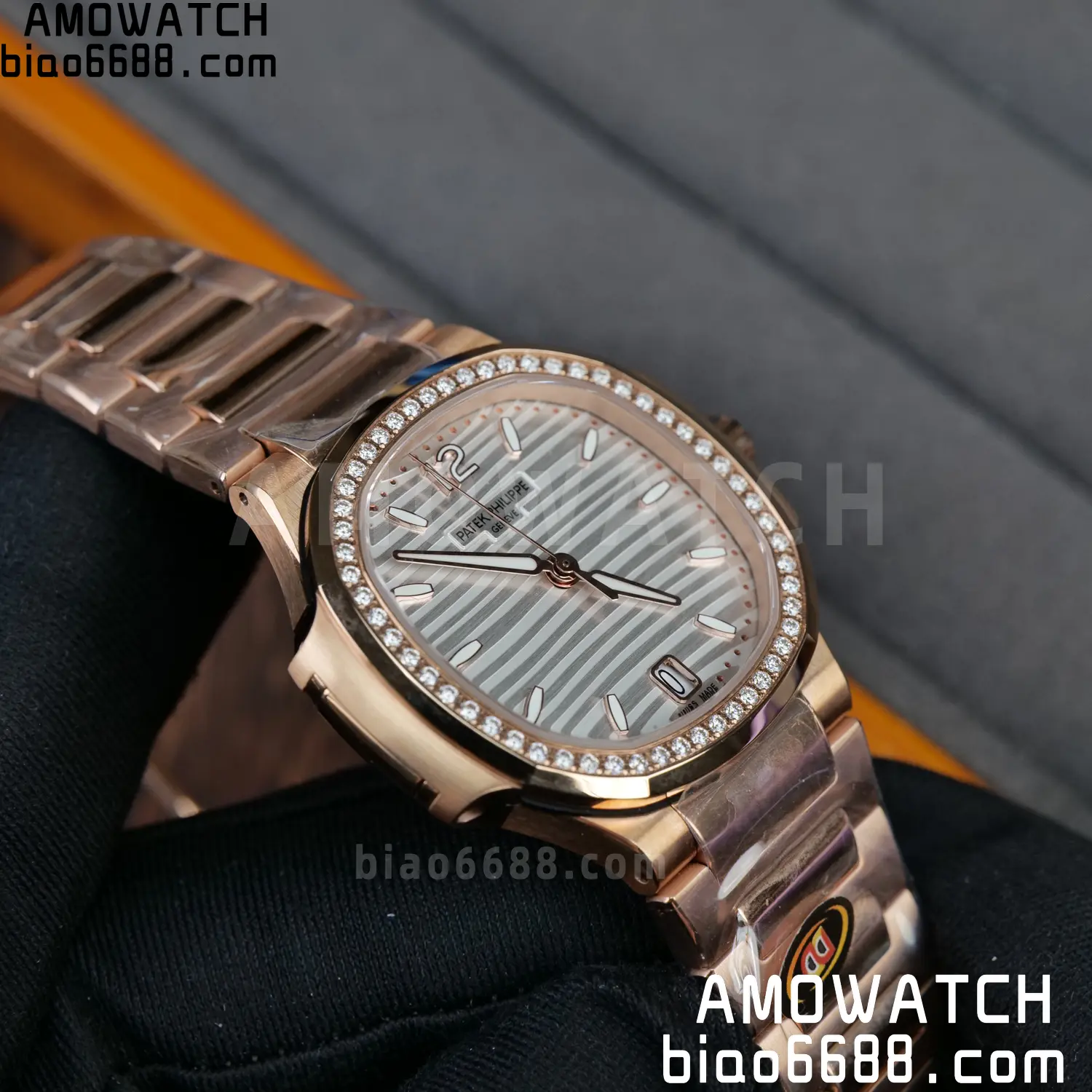 PP Nautilus 7118 RG Ladies DDF 1:1 Best Edition Silver Dial Diamonds Bezel on RG Bracelet DD324 Super Clone 79 9fd15e2648c5ff4 AMO Watch