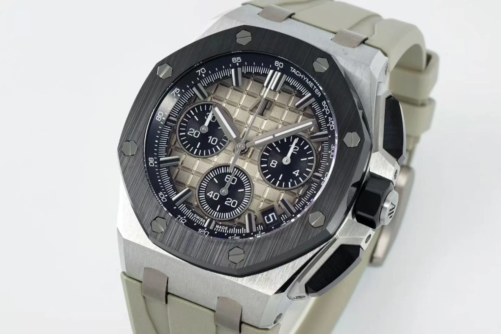 AP Royal Oak Offshore 43mm 26420so SS DDF 1:1 Best Edition Smoked Dial on Gray Rubber Strap DD4401 Super Clone 22 e348439cae170fc AMO Watch