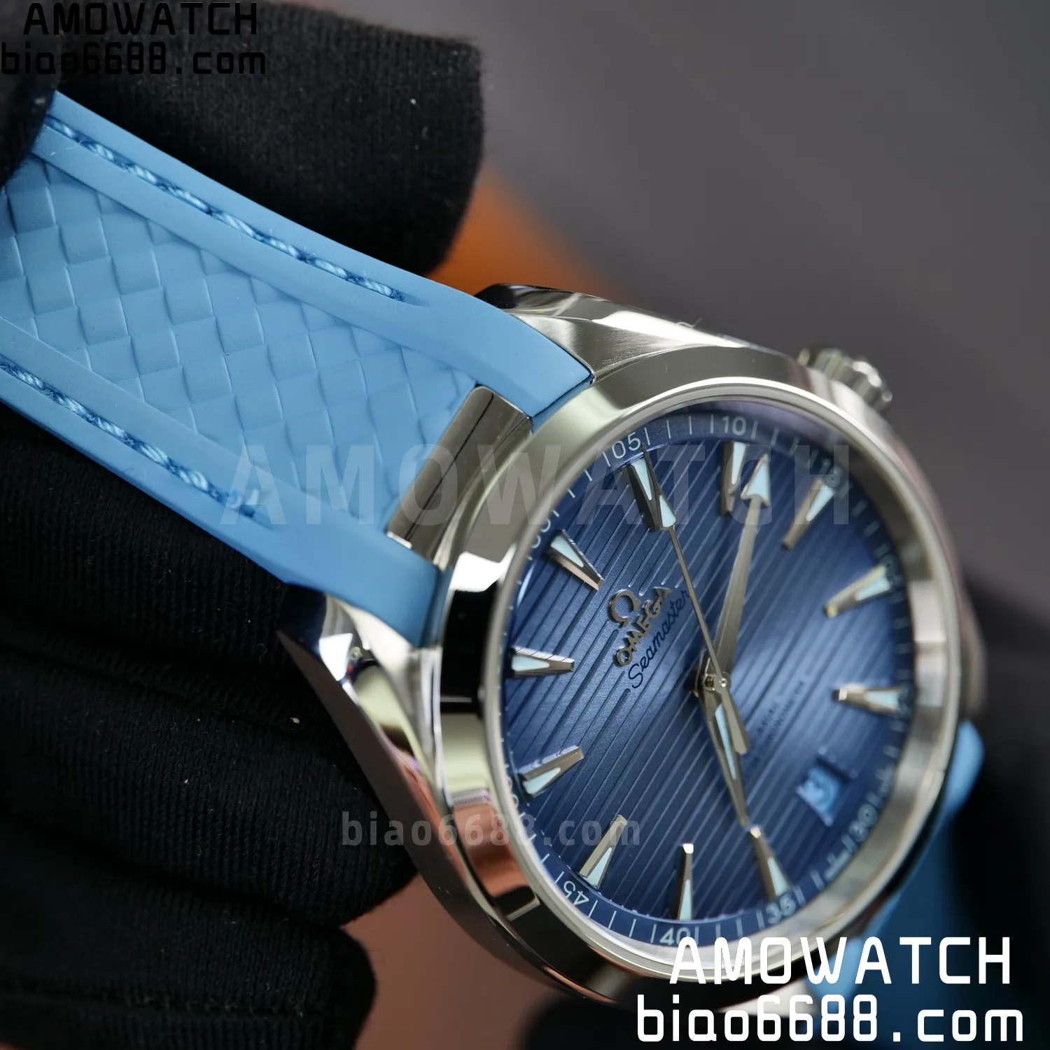 Aqua Terra 41mm VSF 1:1 Best Edition Summer Blue Dial on Blue Rubber Strap A8900 Super Clone 69 27acab3ebc70423 AMO Watch