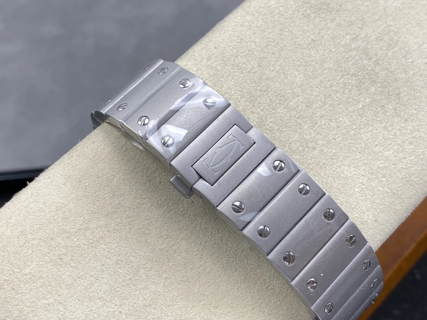 Santos de Cartier 40mm Ti THBF 1:1 Best Edition White Dial on Titanium strap 32 a67922a9633b763 阿默表行AmoWatch
