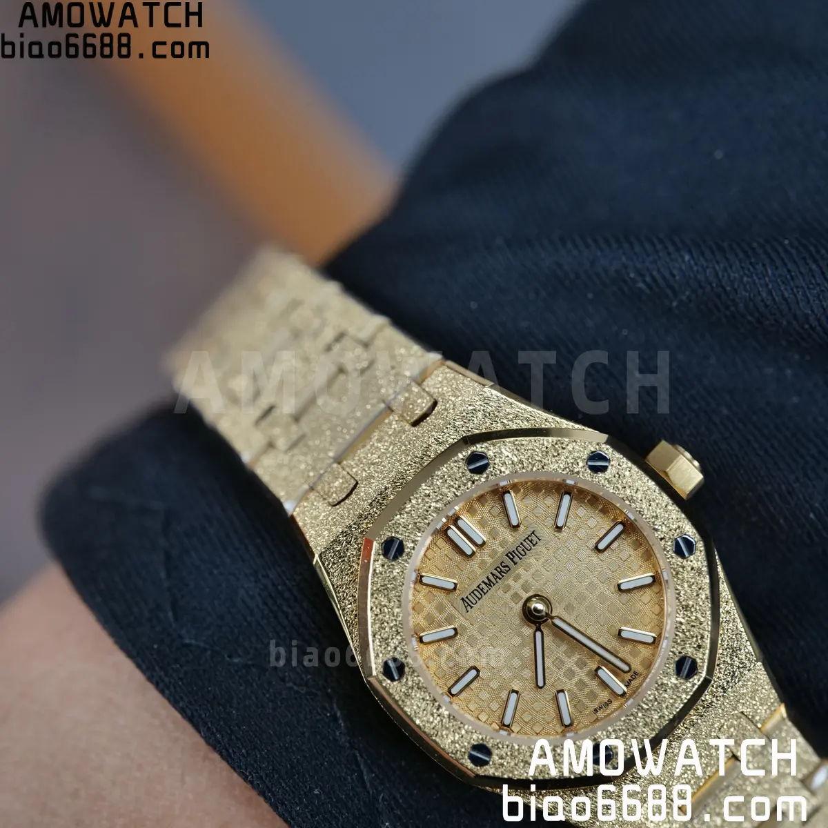 AUDEMARS PIGUET Lady Royal Oak 67630 23mm YG TW Best Edition Silver Dial Swiss Quartz 94 02da15ad52e7f32 AMO Watch