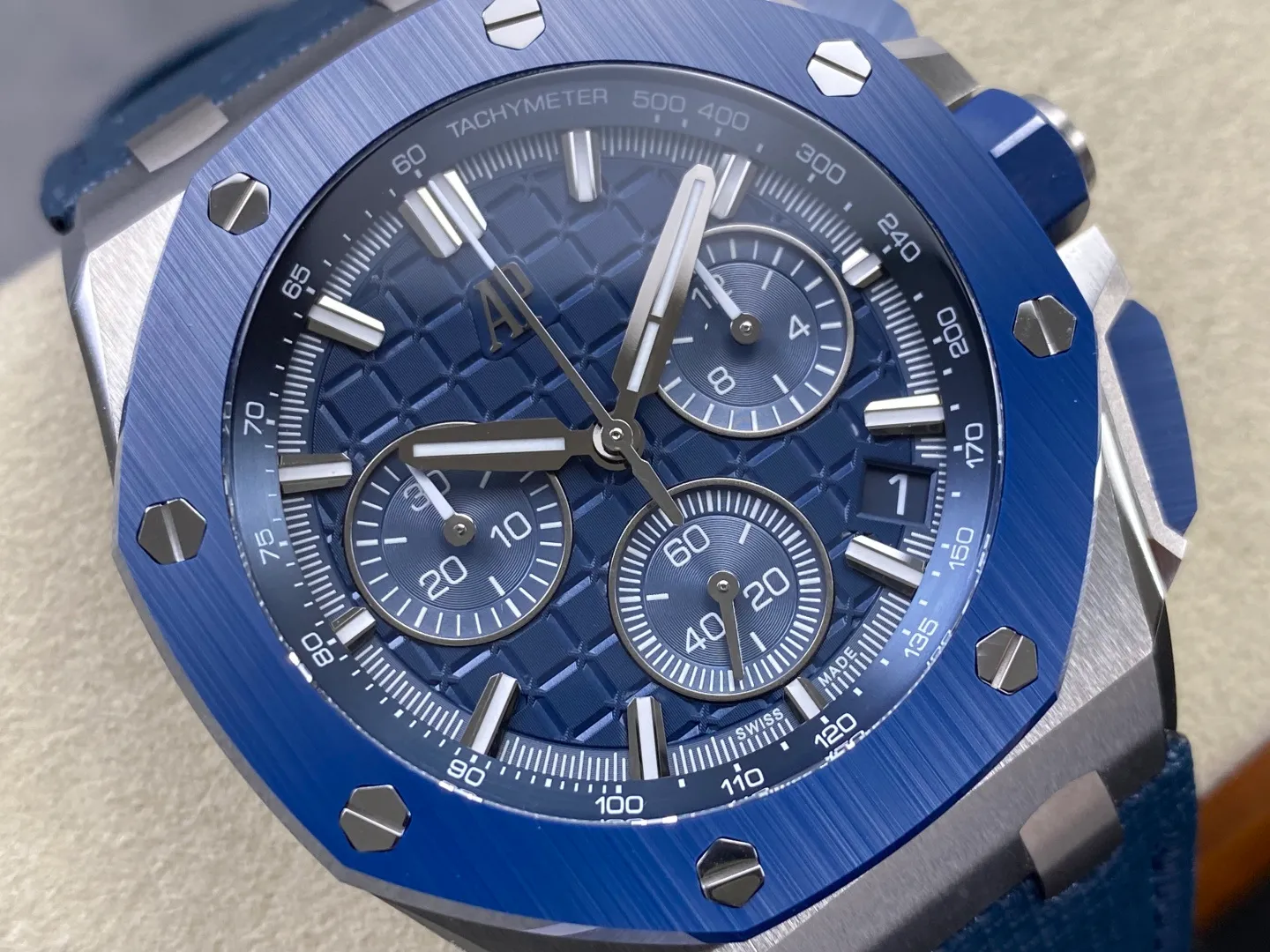 AP Royal Oak Offshore 43mm 26420 SS DDF 1:1 Best Edition Blue Dial on Blue Rubber Super Clone 4401 28 12fbbe9c520efb5 AMO Watch