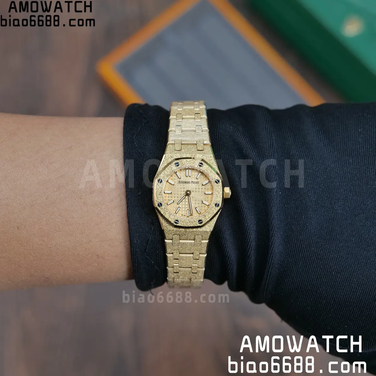 AUDEMARS PIGUET Lady Royal Oak 67630 23mm YG TW Best Edition Silver Dial Swiss Quartz 96 187a37e9659f3c7 AMO Watch