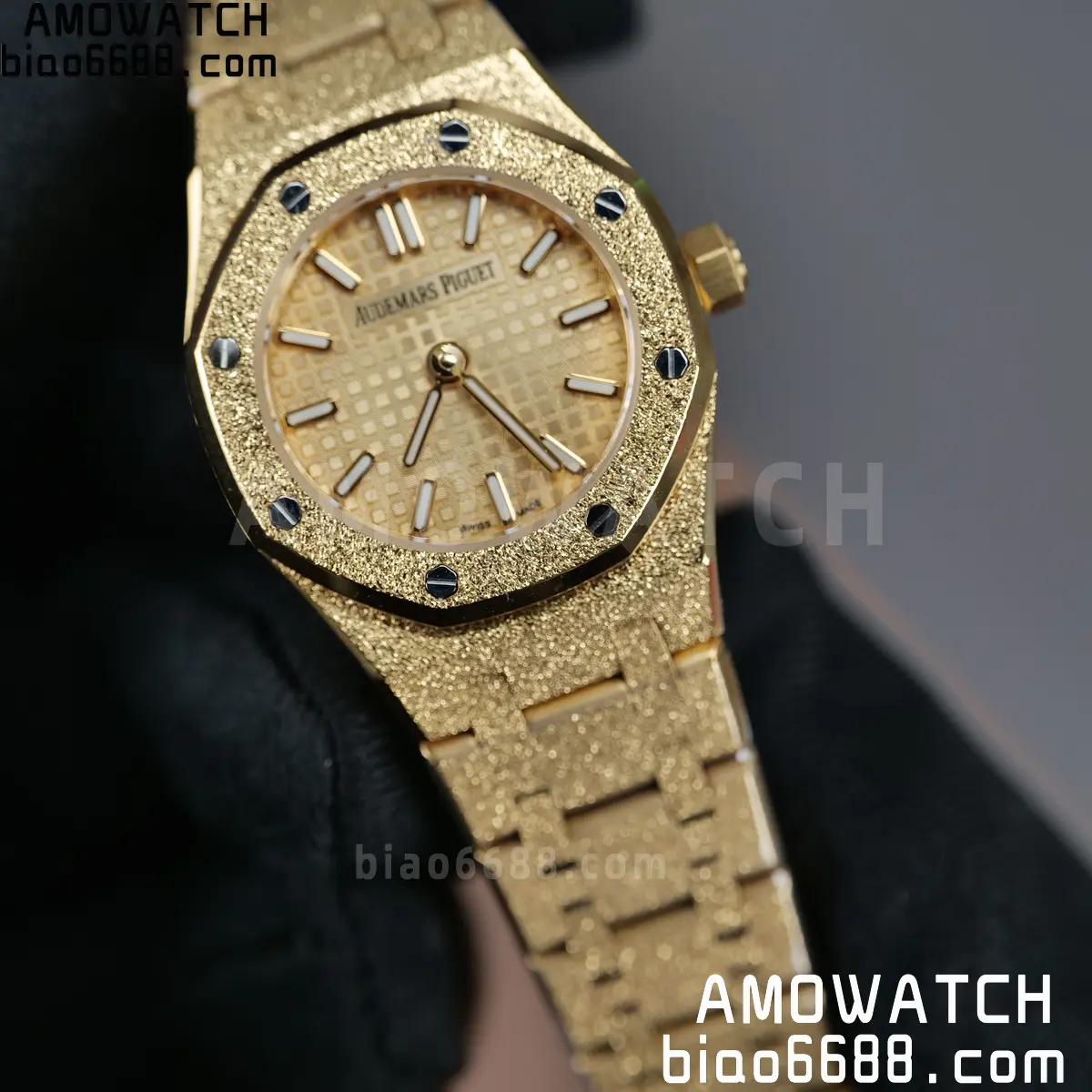 AUDEMARS PIGUET Lady Royal Oak 67630 23mm YG TW Best Edition Silver Dial Swiss Quartz 83 20b91e7cab1e1a3 AMO Watch