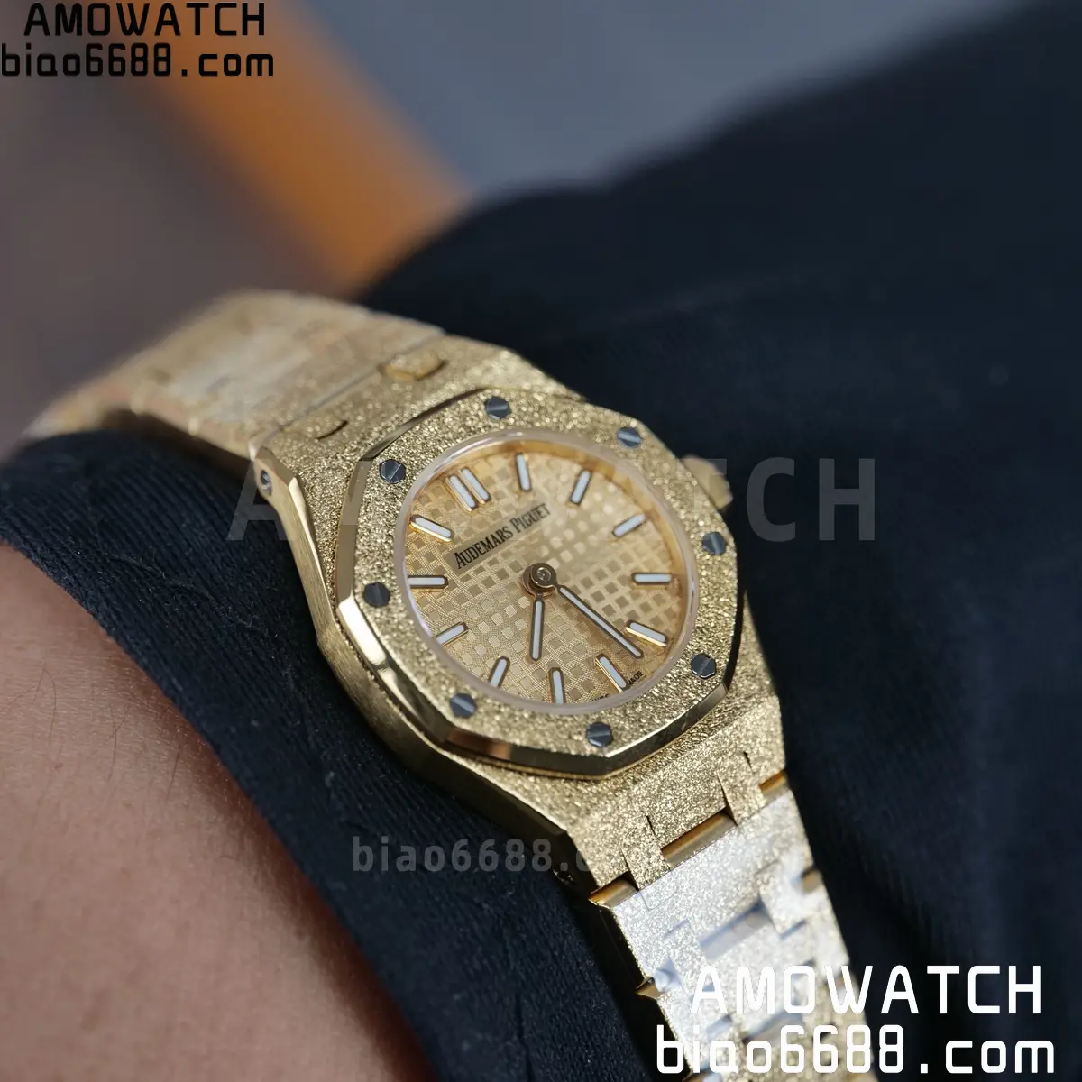 AUDEMARS PIGUET Lady Royal Oak 67630 23mm YG TW Best Edition Silver Dial Swiss Quartz 92 224686c5cc925f5 AMO Watch