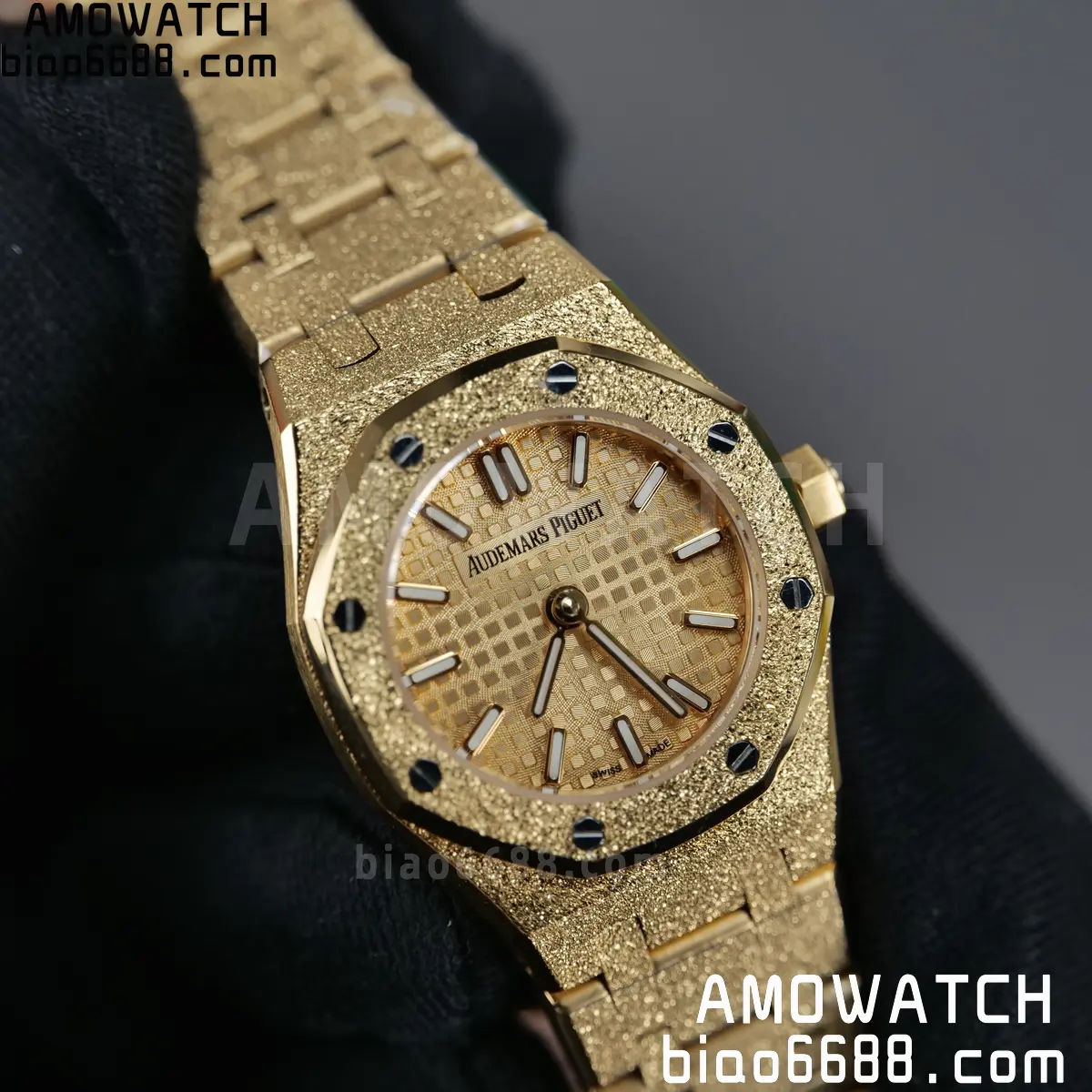 AUDEMARS PIGUET Lady Royal Oak 67630 23mm YG TW Best Edition Silver Dial Swiss Quartz 84 38a20d872034049 AMO Watch
