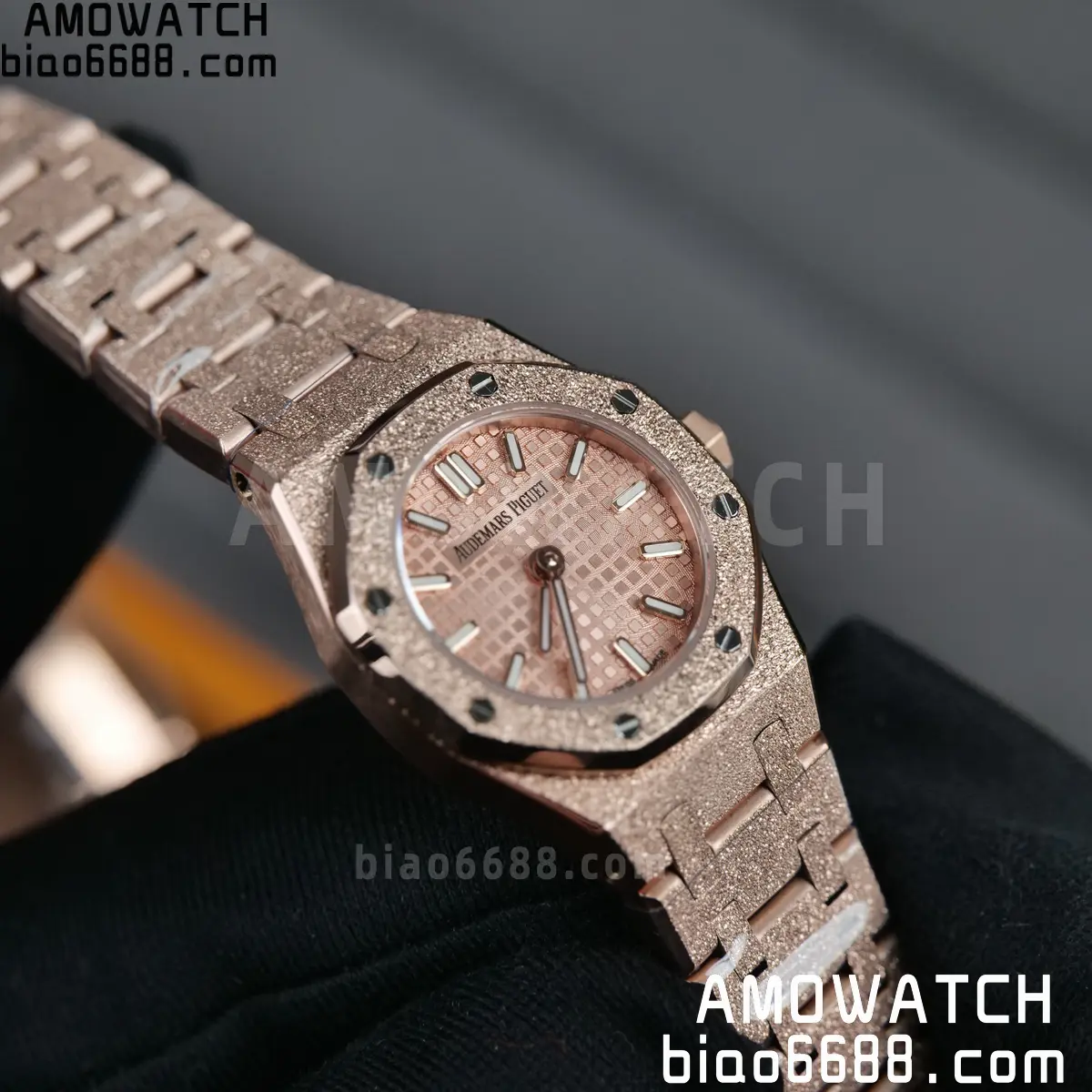 AUDEMARS PIGUET Lady Royal Oak 67630 23mm RG TW Best Edition Silver Dial Swiss Quartz 79 3afdde37ce087ba AMO Watch