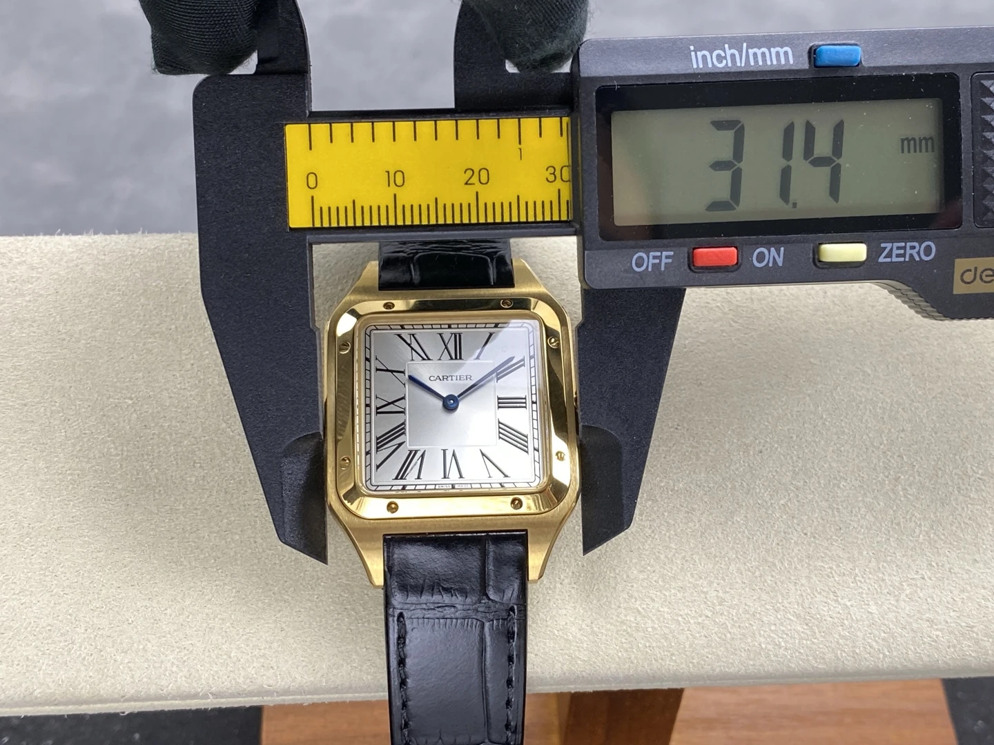 Cartier Santos Dumont YG Large F1 Factory 1:1 Best Edition white Dial Quartz 39 491f94247d40608 阿默表行AmoWatch