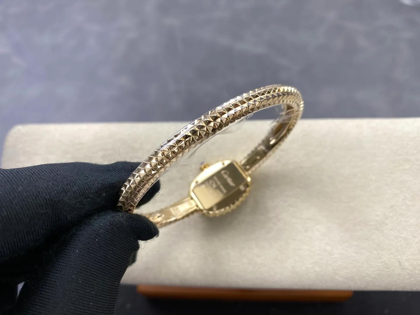 Cartier Baignoire 18.7mm YG BAIGNOIRE BBAF 1:1 Best Edition White Dial on YG Bracelet Ronda Quartz 29 65470725875acf5 阿默表行AmoWatch