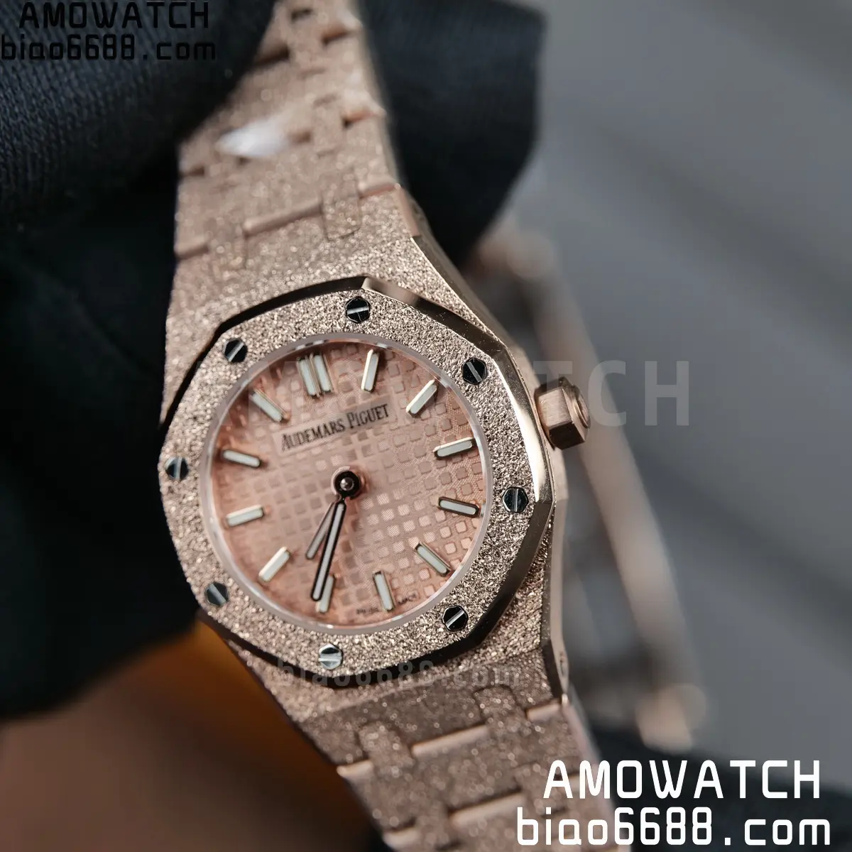 AUDEMARS PIGUET Lady Royal Oak 67630 23mm RG TW Best Edition Silver Dial Swiss Quartz 82 85d4c23afed1430 AMO Watch