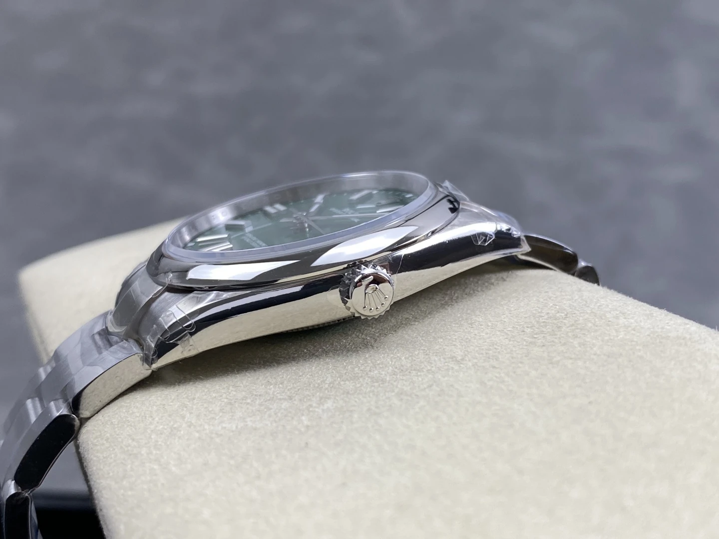 Rolex Oyster Perpetual 124300 41mm VSF 1:1 Best Edition 904L Steel Green Dial VS3235 V2 29 9120be011db7909 AMO Watch
