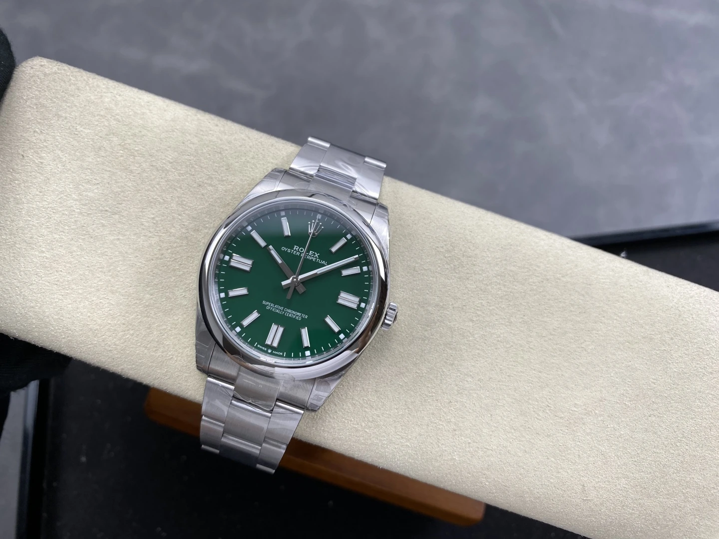 Rolex Oyster Perpetual 124300 41mm VSF 1:1 Best Edition 904L Steel Green Dial VS3235 V2 24 9502ba8adfdb24c AMO Watch