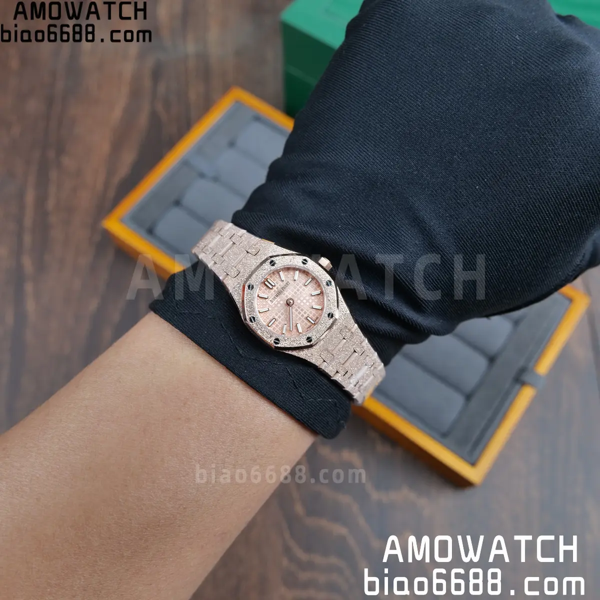 AUDEMARS PIGUET Lady Royal Oak 67630 23mm RG TW Best Edition Silver Dial Swiss Quartz 97 9a802d9135bc12a AMO Watch