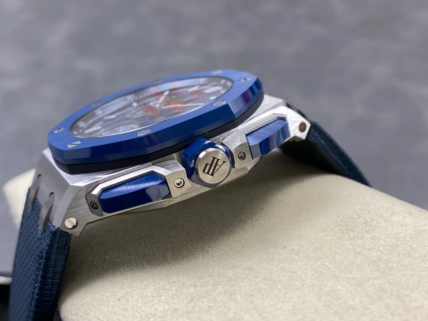 AP Royal Oak Offshore 43mm 26420 SS DDF 1:1 Best Edition Blue Dial on Blue Rubber Super Clone 4401 29 9fa604f352e4c01 AMO Watch