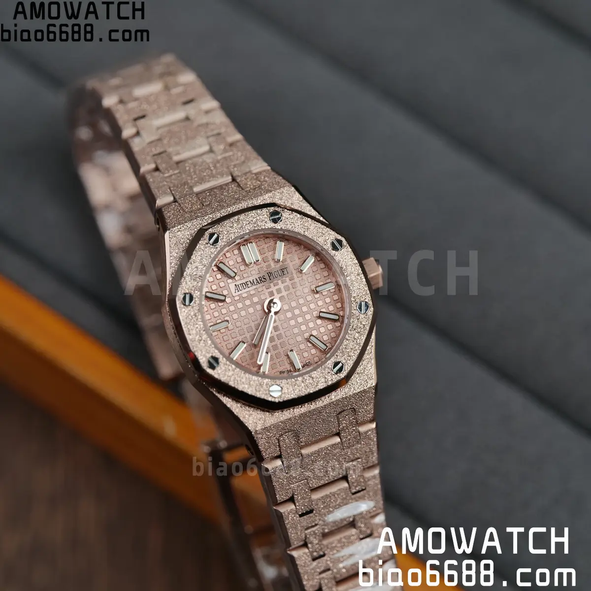 AUDEMARS PIGUET Lady Royal Oak 67630 23mm RG TW Best Edition Silver Dial Swiss Quartz 88 aedd91f5c32f013 AMO Watch