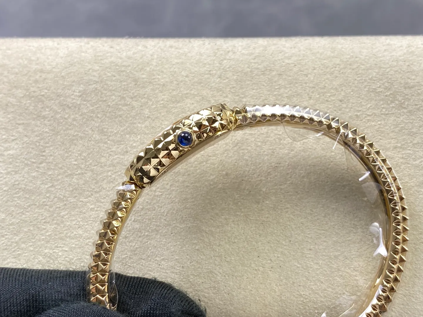 Cartier Baignoire 18.7mm YG BAIGNOIRE BBAF 1:1 Best Edition White Dial on YG Bracelet Ronda Quartz 30 b48688b071febf7 阿默表行AmoWatch