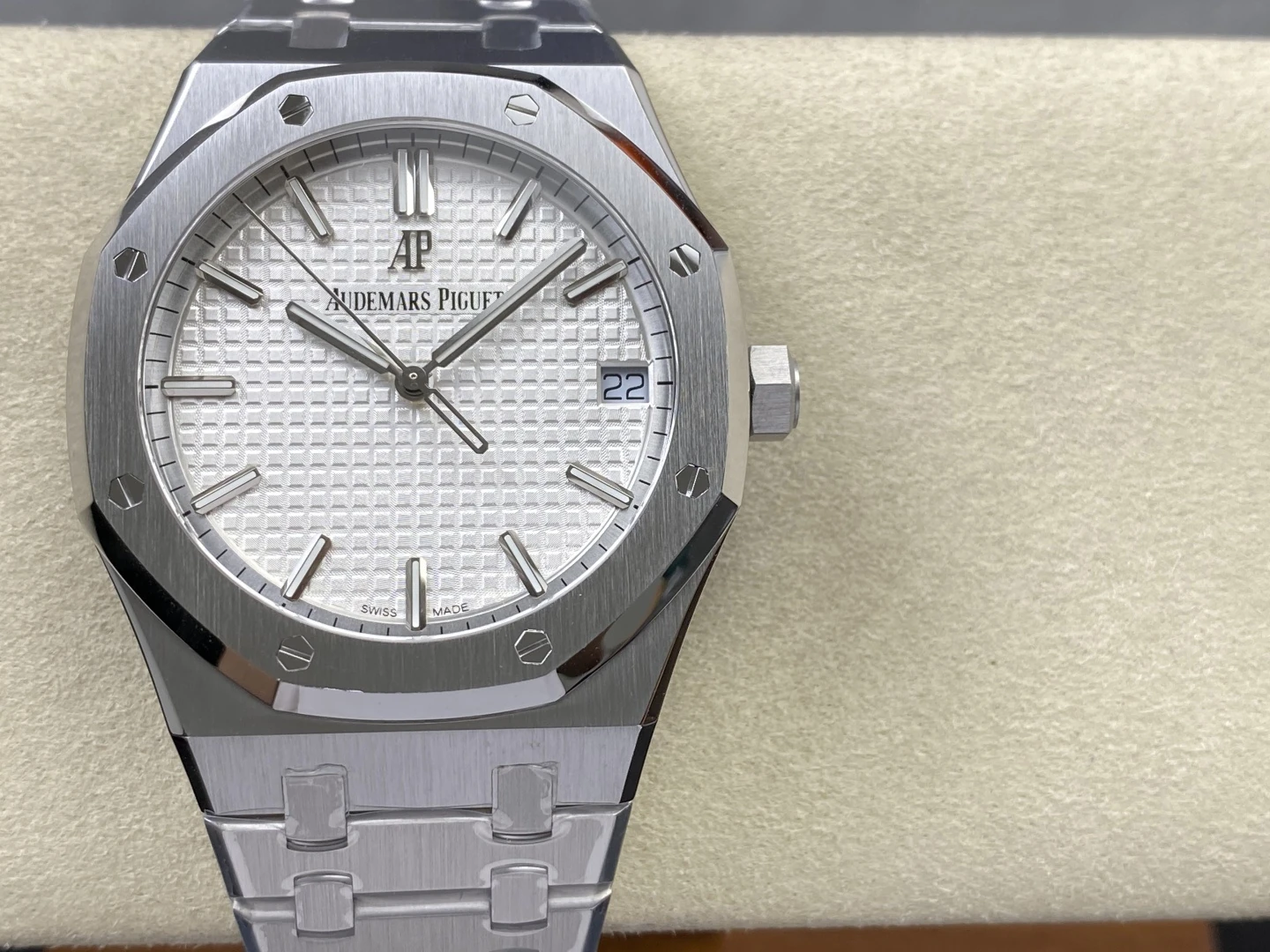 AP Royal Oak 41mm 15500 SS ZF 1:1 Best Edition White Textured Dial on SS Bracelet A4302 V3 25 d84658fbe45d21c 阿默表行AmoWatch