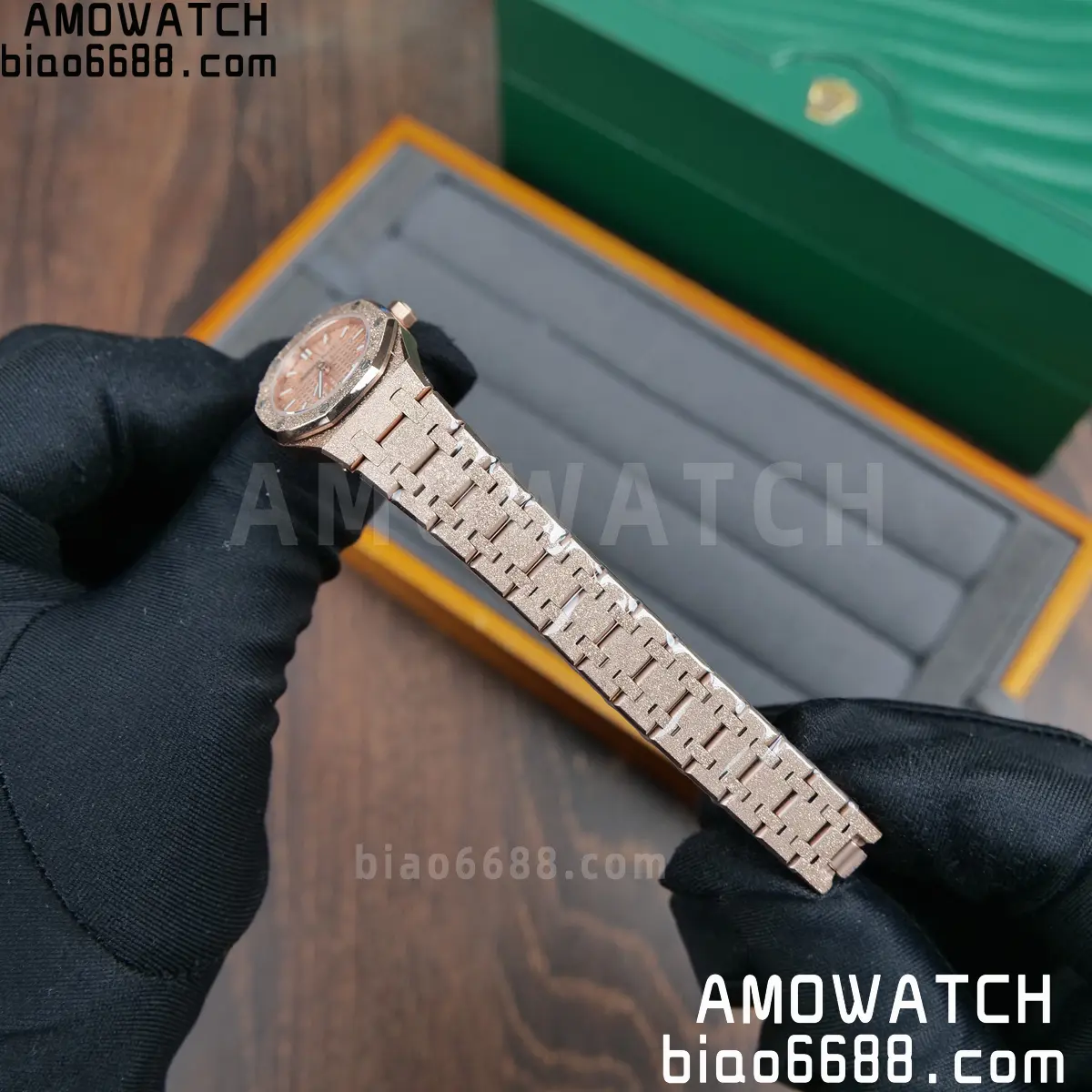 AUDEMARS PIGUET Lady Royal Oak 67630 23mm RG TW Best Edition Silver Dial Swiss Quartz 72 f8eaf2d19b3e951 AMO Watch