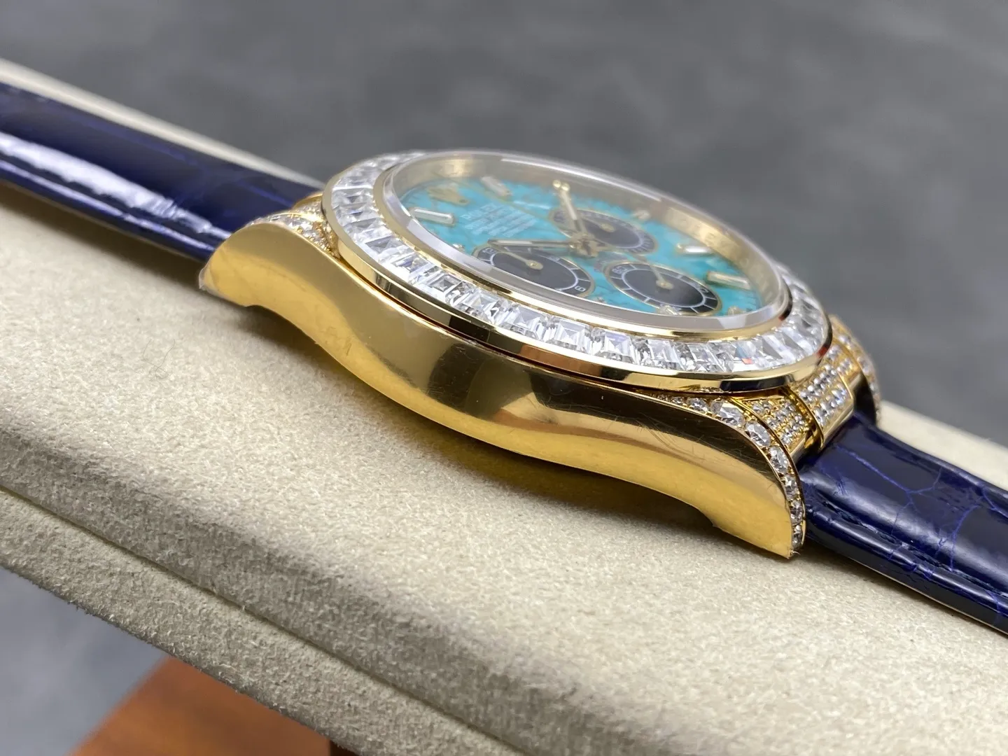Rolex Daytona PPM Factory Best Edition Turquoise Dial on Blue Crocodile Leather Strap 4130 24 253d80afa323da4 阿默表行AmoWatch