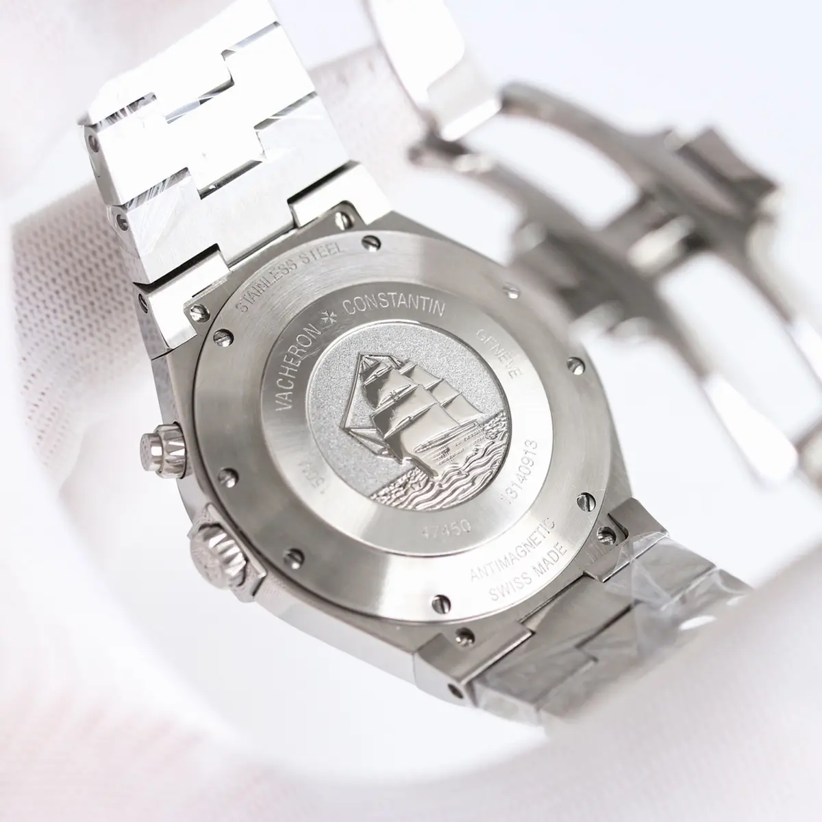 VC Overseas 47450 SS 9F Best Edition White Dial on SS Bracelet 20 2fe5f8cc32670be AMO Watch