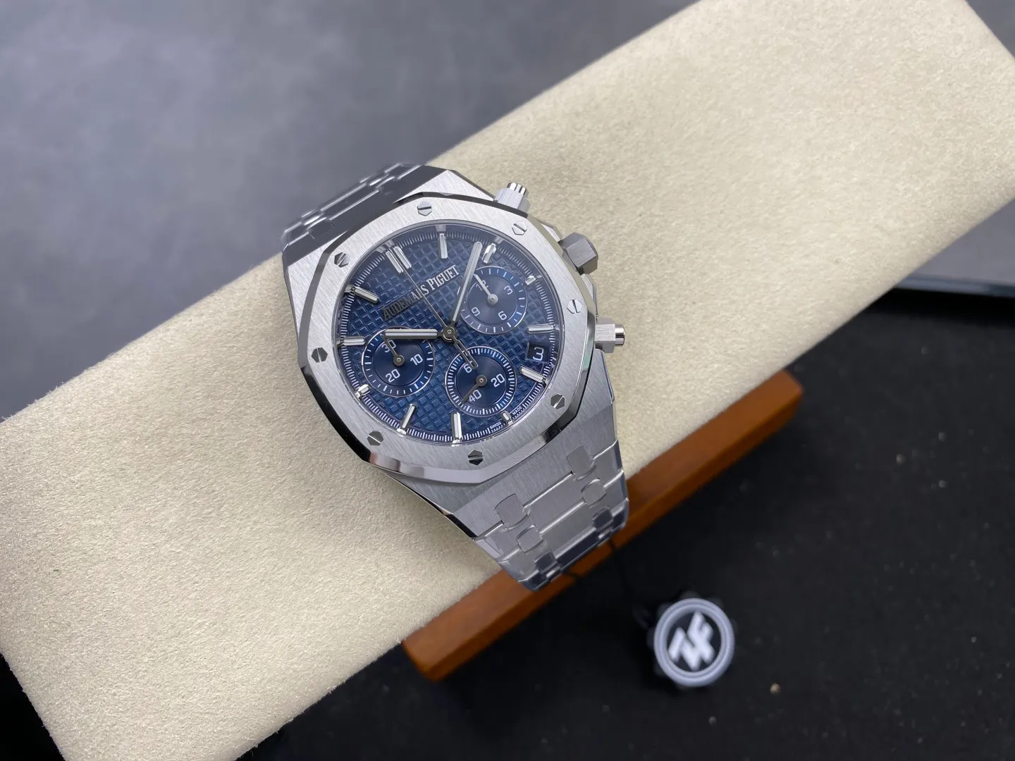 AP Royal Oak Chrono 26240 SS ZF 1:1 Best Edition Blue Dial on SS Bracelet SA4401 Super Clone V2 (Free Sprung) 27 40d6e79e4e7b6c7 AMO Watch