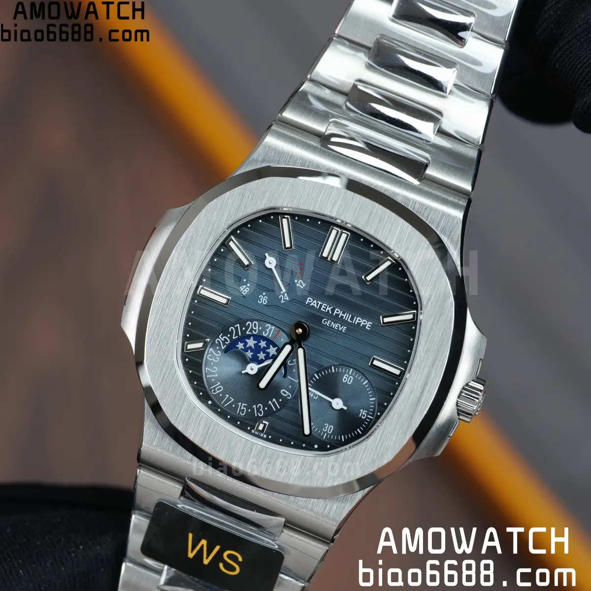 Patek Philippe Nautilus 5712 SS WSF 1:1 Best Edition Blue Dial on SS Bracelet JH240 Super Clone 100 4617b5bda6e756a AMO Watch
