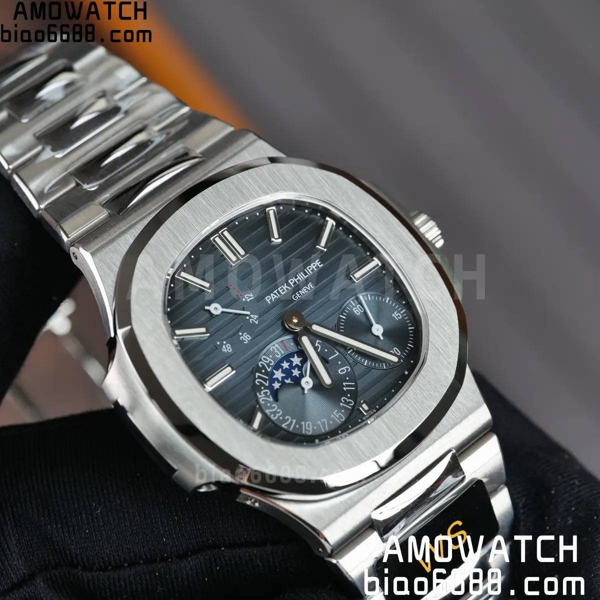 Patek Philippe Nautilus 5712 SS WSF 1:1 Best Edition Blue Dial on SS Bracelet JH240 Super Clone 93 4a77b756cc3ccfe AMO Watch